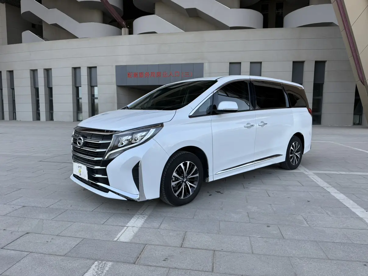 GAC Trumpchi M8  из Китая