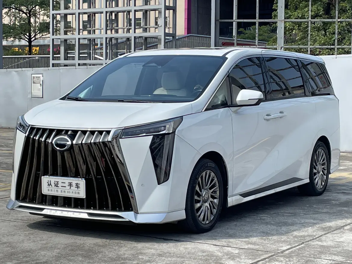 GAC Trumpchi M8  из Китая