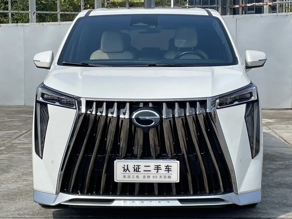 GAC Trumpchi M8  из Китая