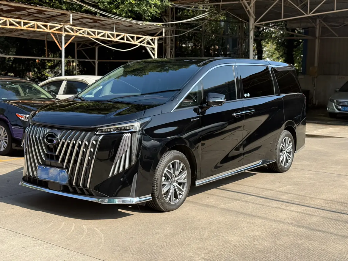 GAC Trumpchi M8  из Китая