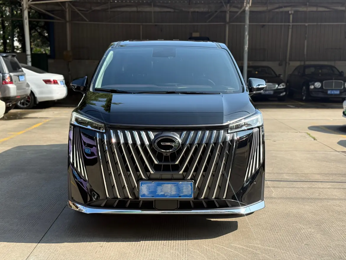 GAC Trumpchi M8  из Китая