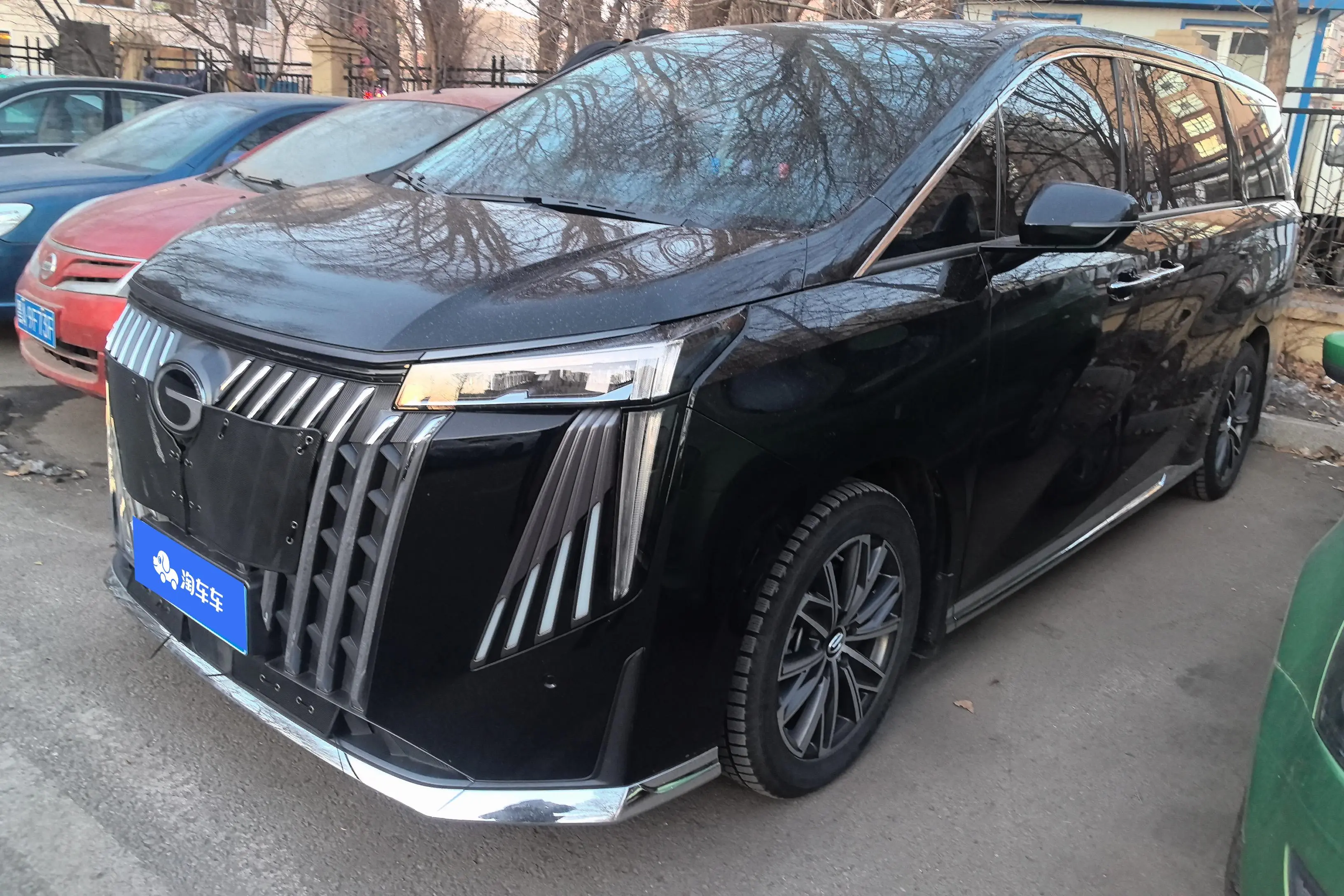 GAC Trumpchi M8  из Китая