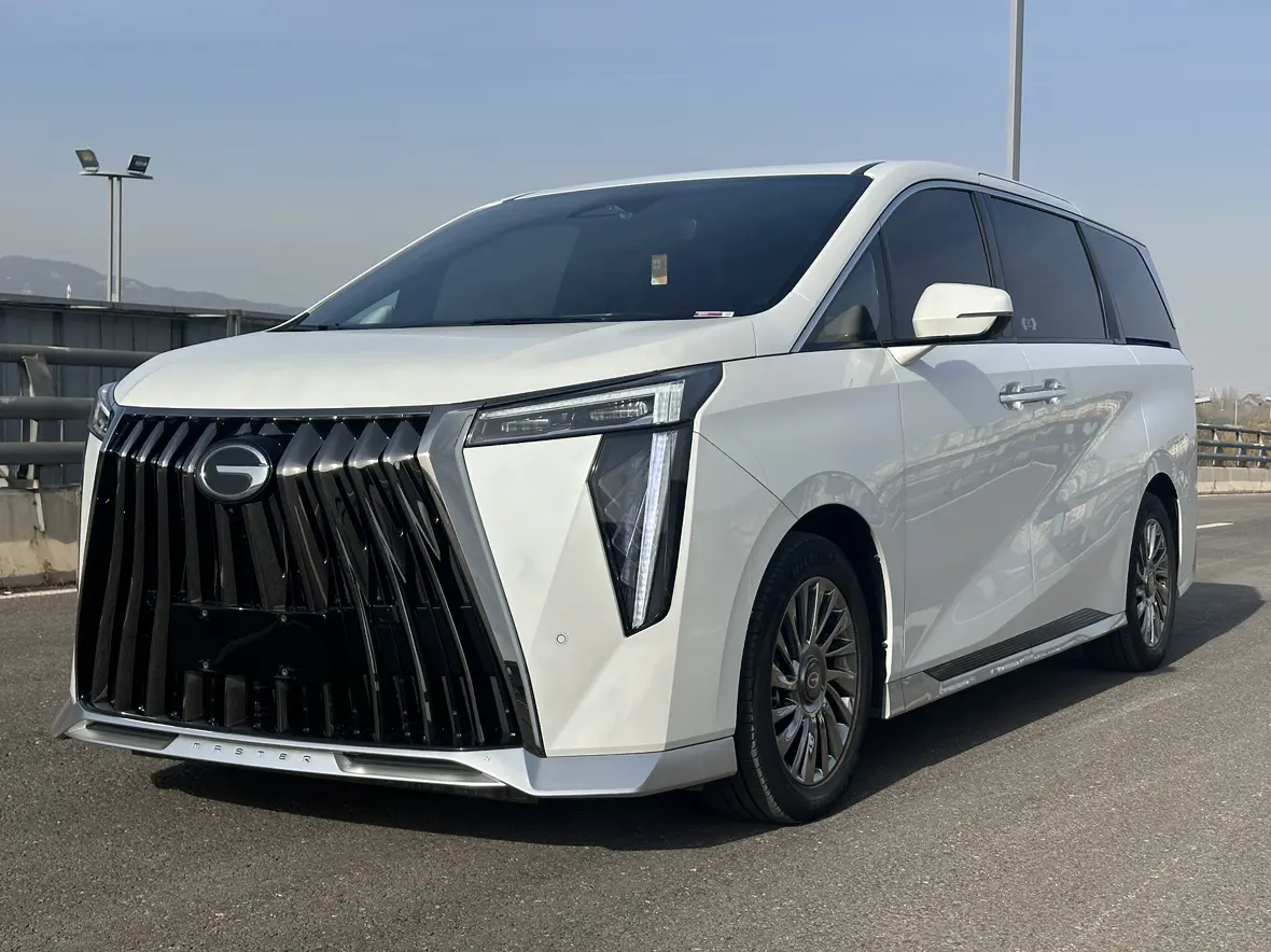 GAC Trumpchi M8  из Китая