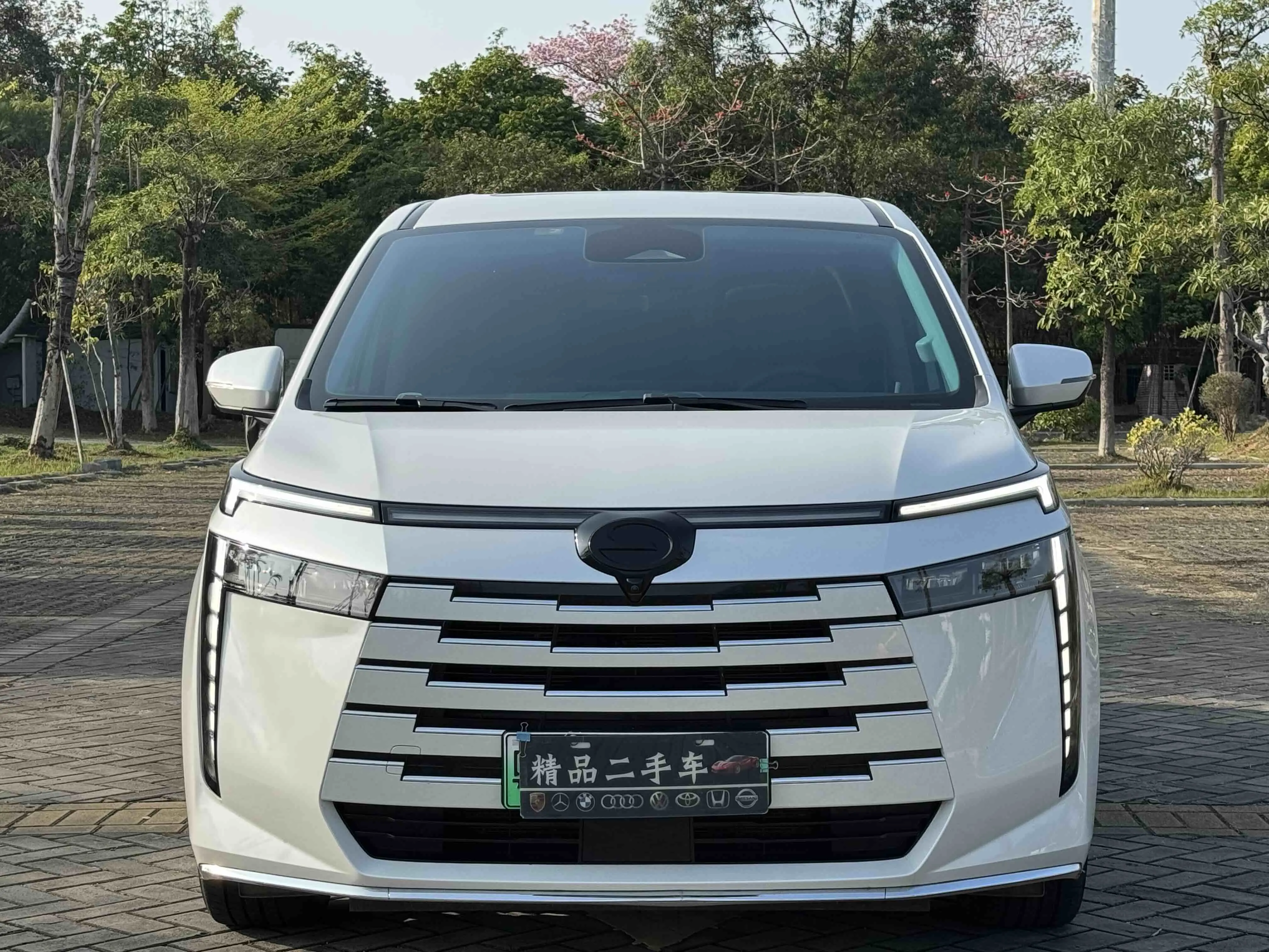 GAC Trumpchi E8 PHEV  из Китая