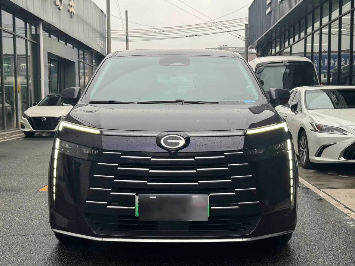 GAC Trumpchi E8 PHEV  из Китая