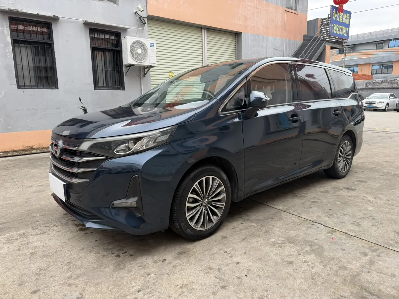 GAC Trumpchi M6  из Китая