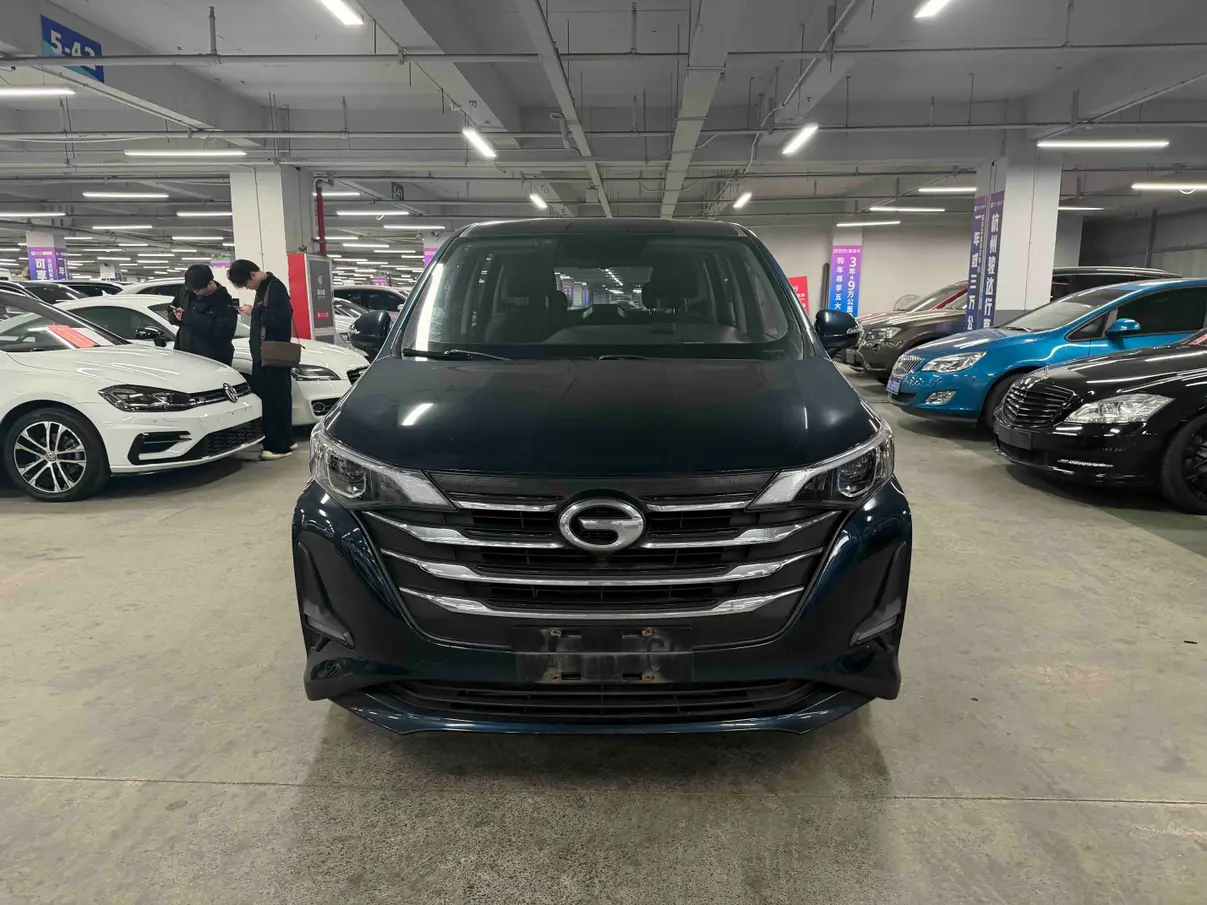 GAC Trumpchi M6  из Китая