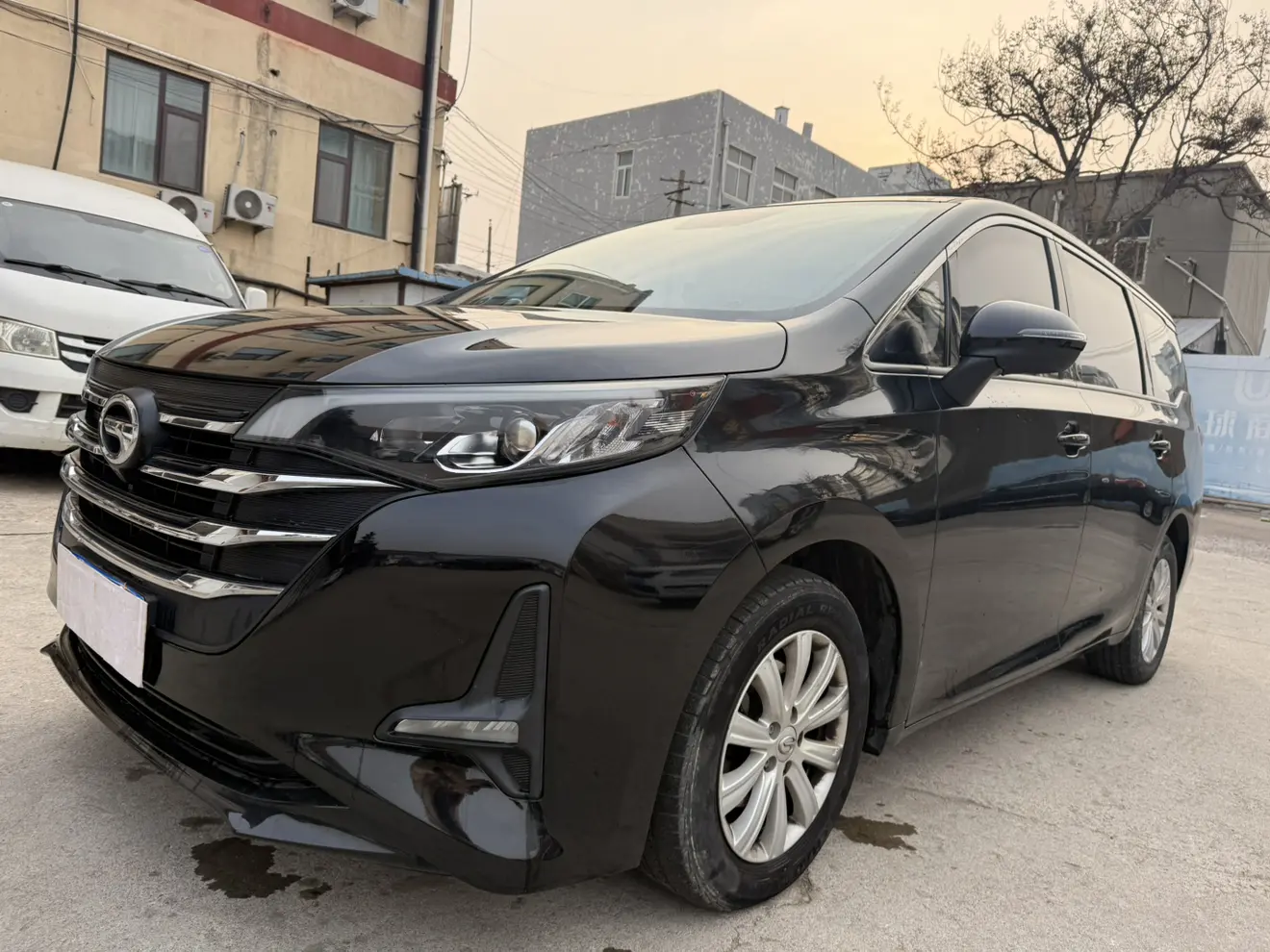 GAC Trumpchi M6  из Китая