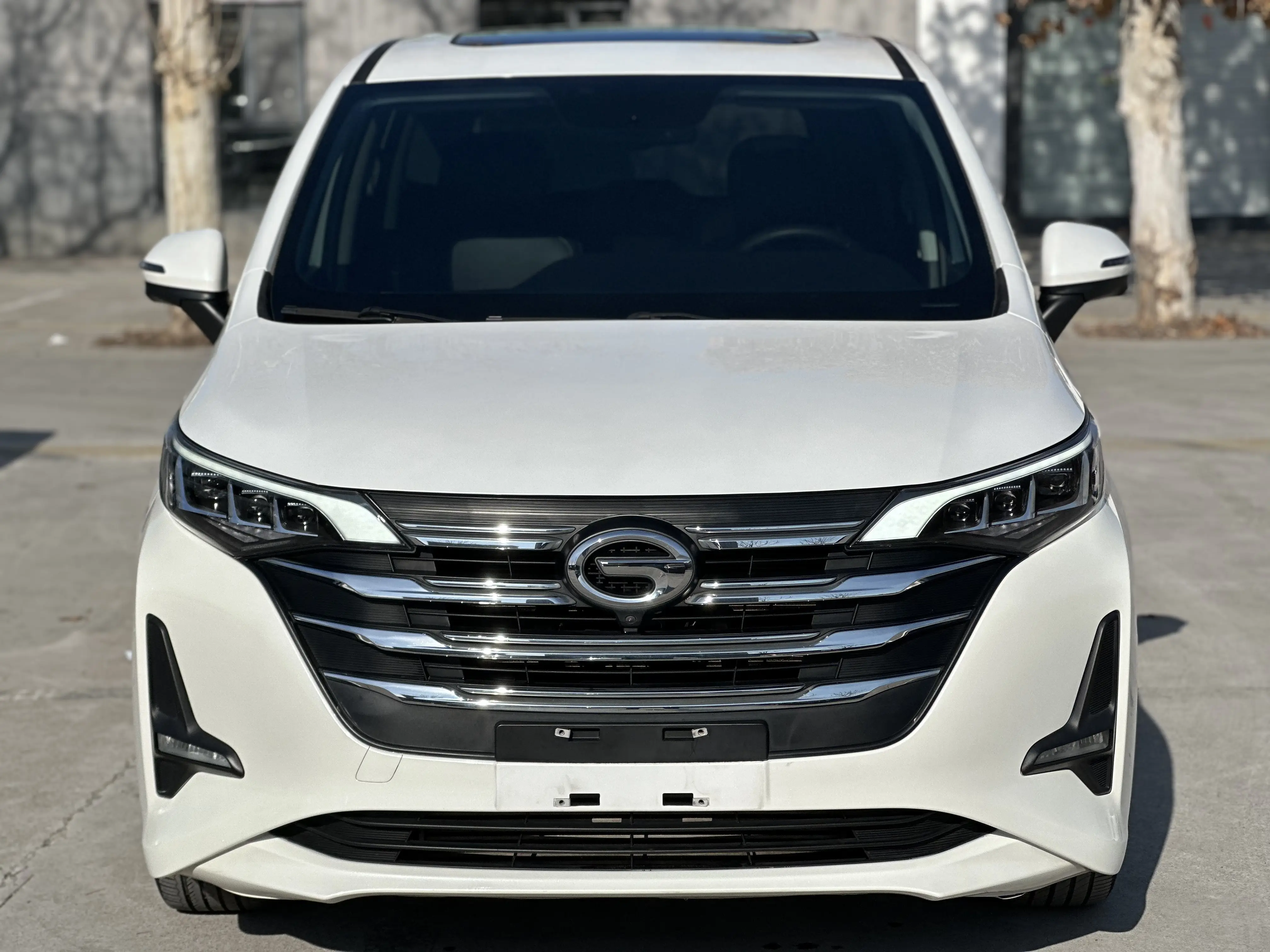 GAC Trumpchi M6  из Китая