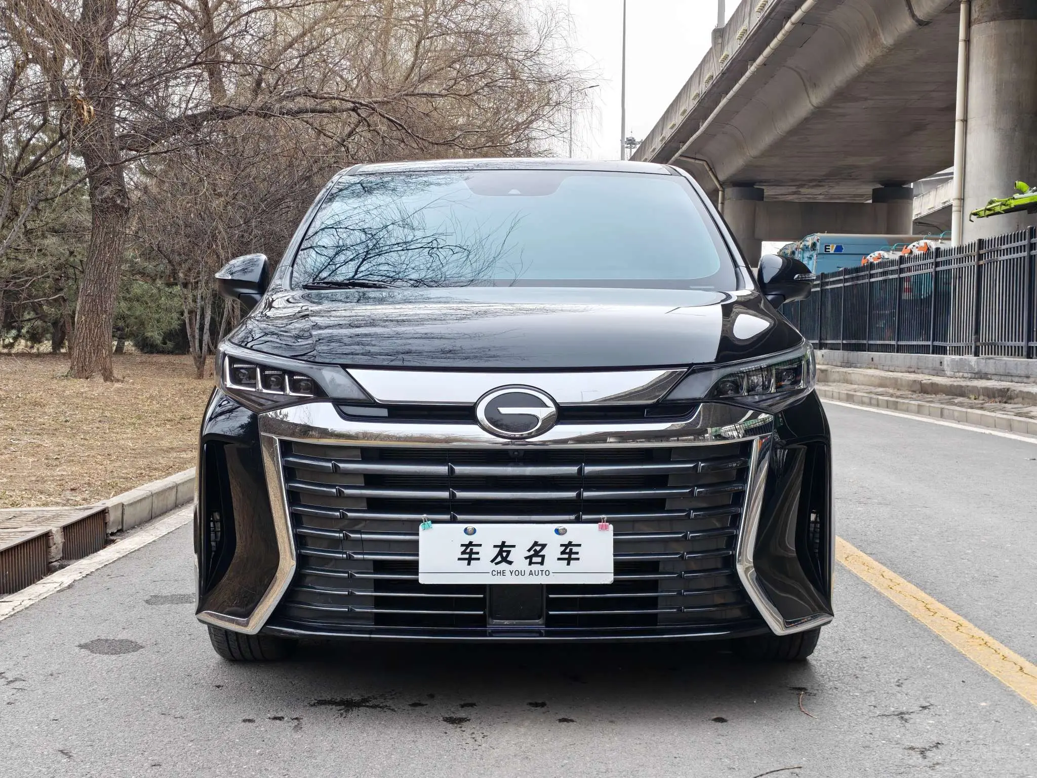 GAC Trumpchi M6  из Китая