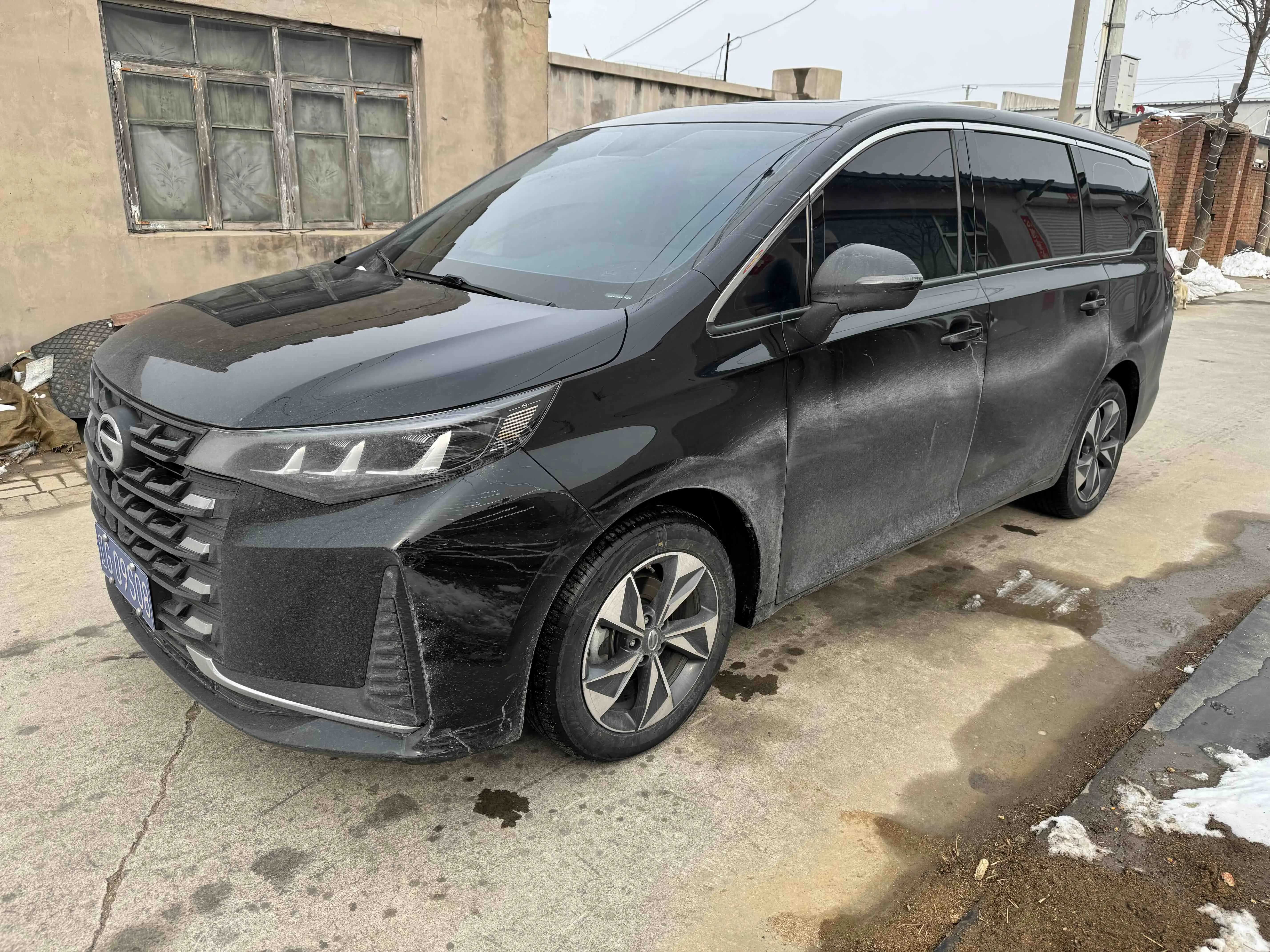 GAC Trumpchi M6  из Китая