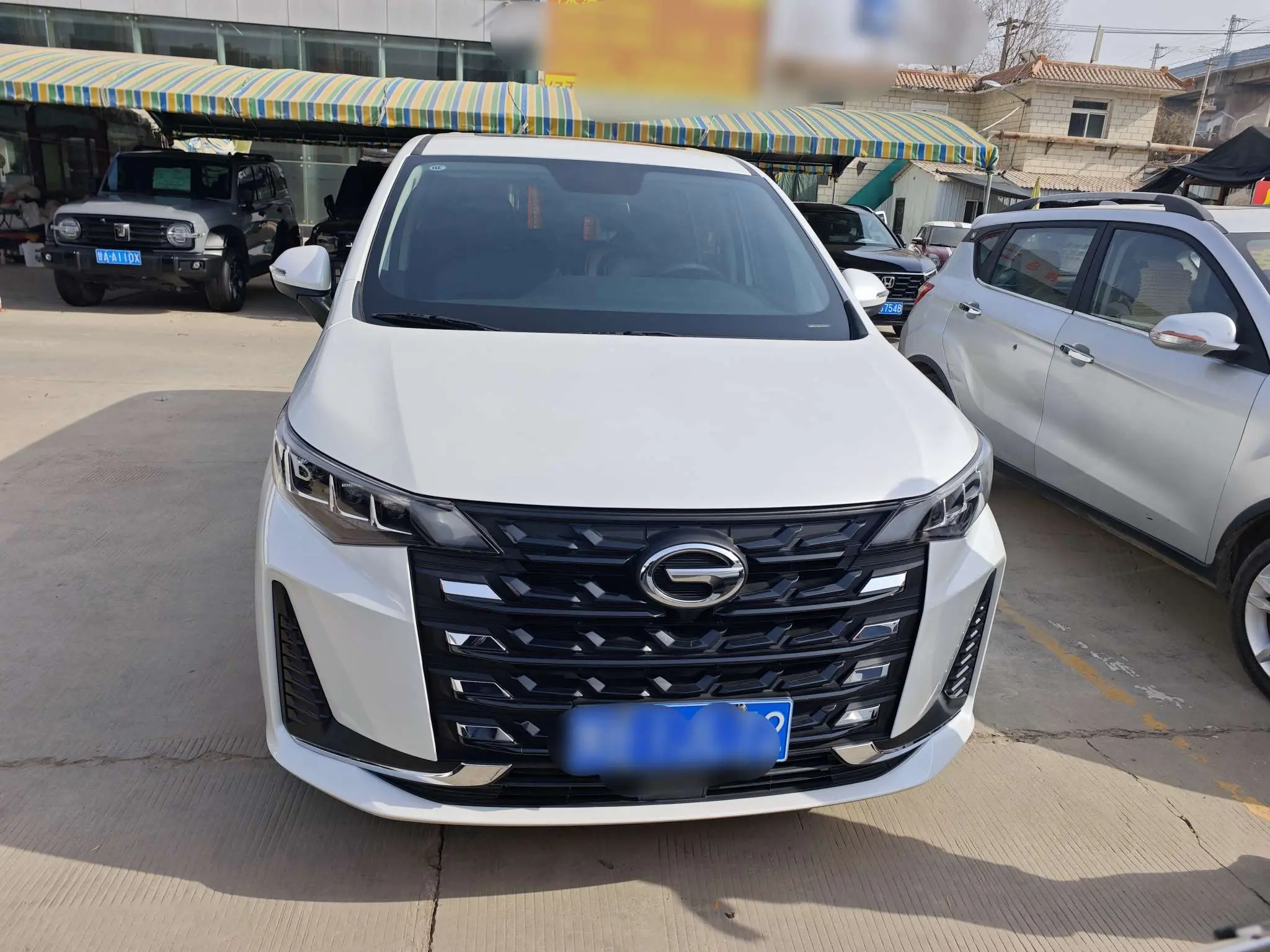 GAC Trumpchi M6  из Китая