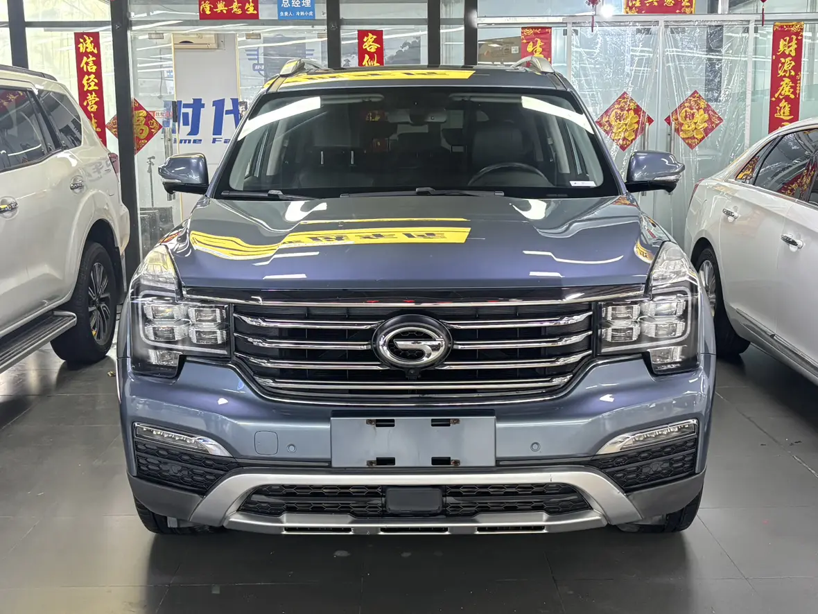 GAC Trumpchi GS8  из Китая