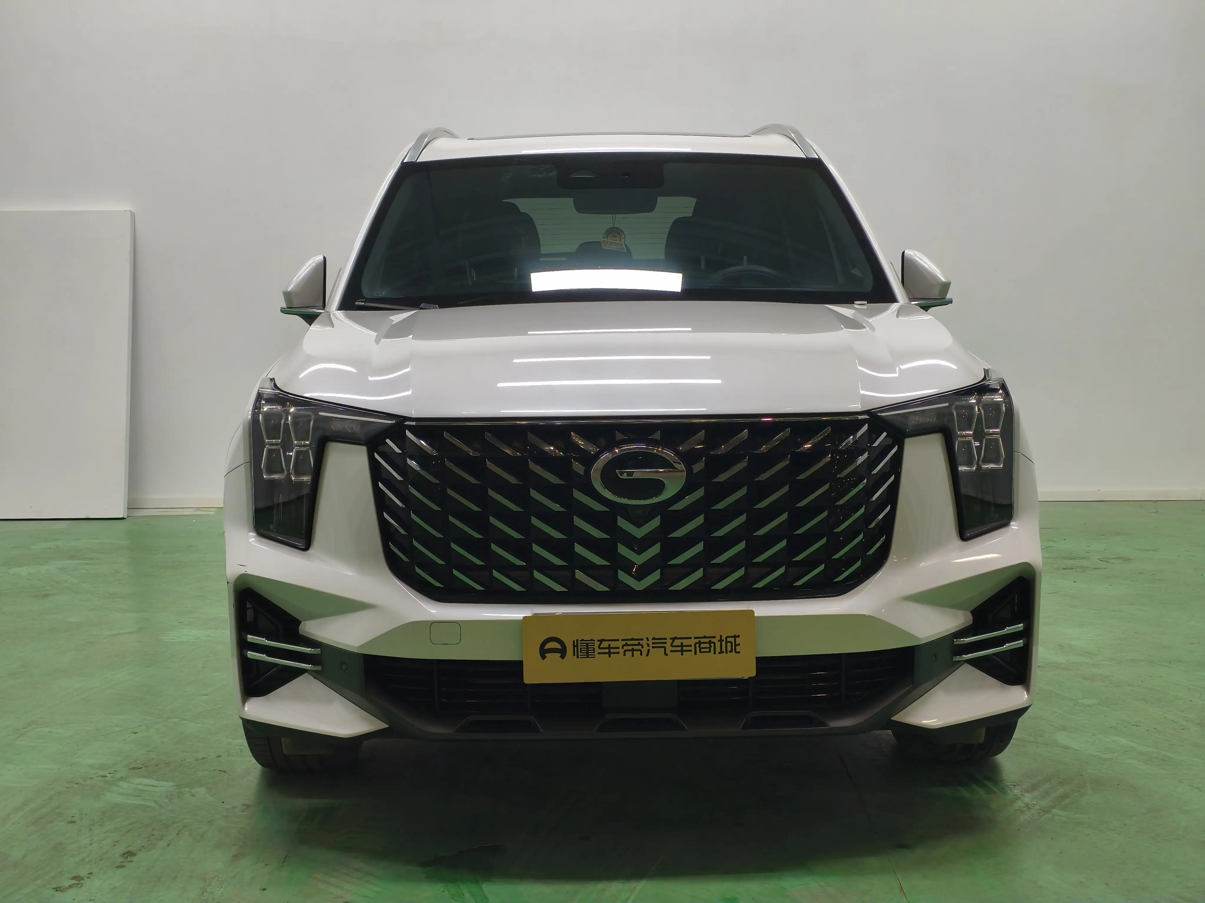 GAC Trumpchi GS8  из Китая