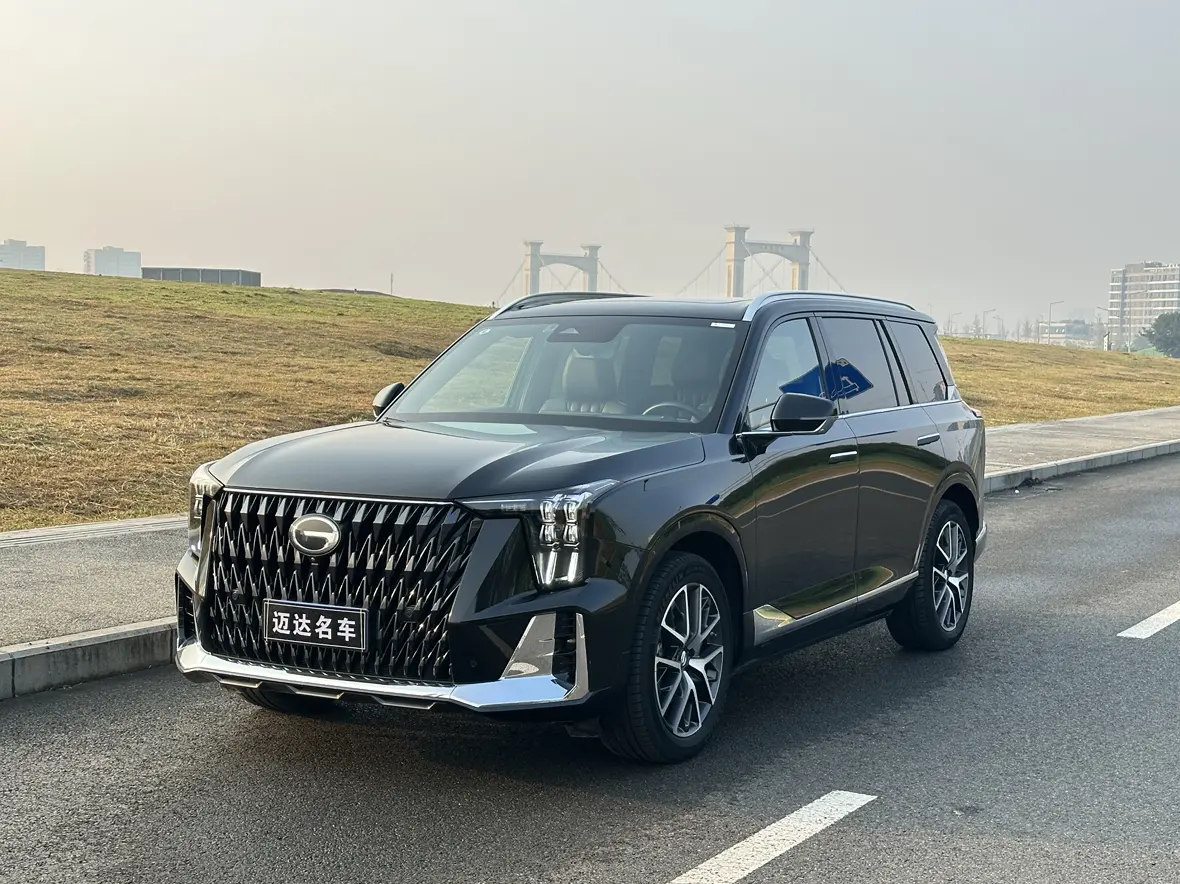 GAC Trumpchi GS8  из Китая