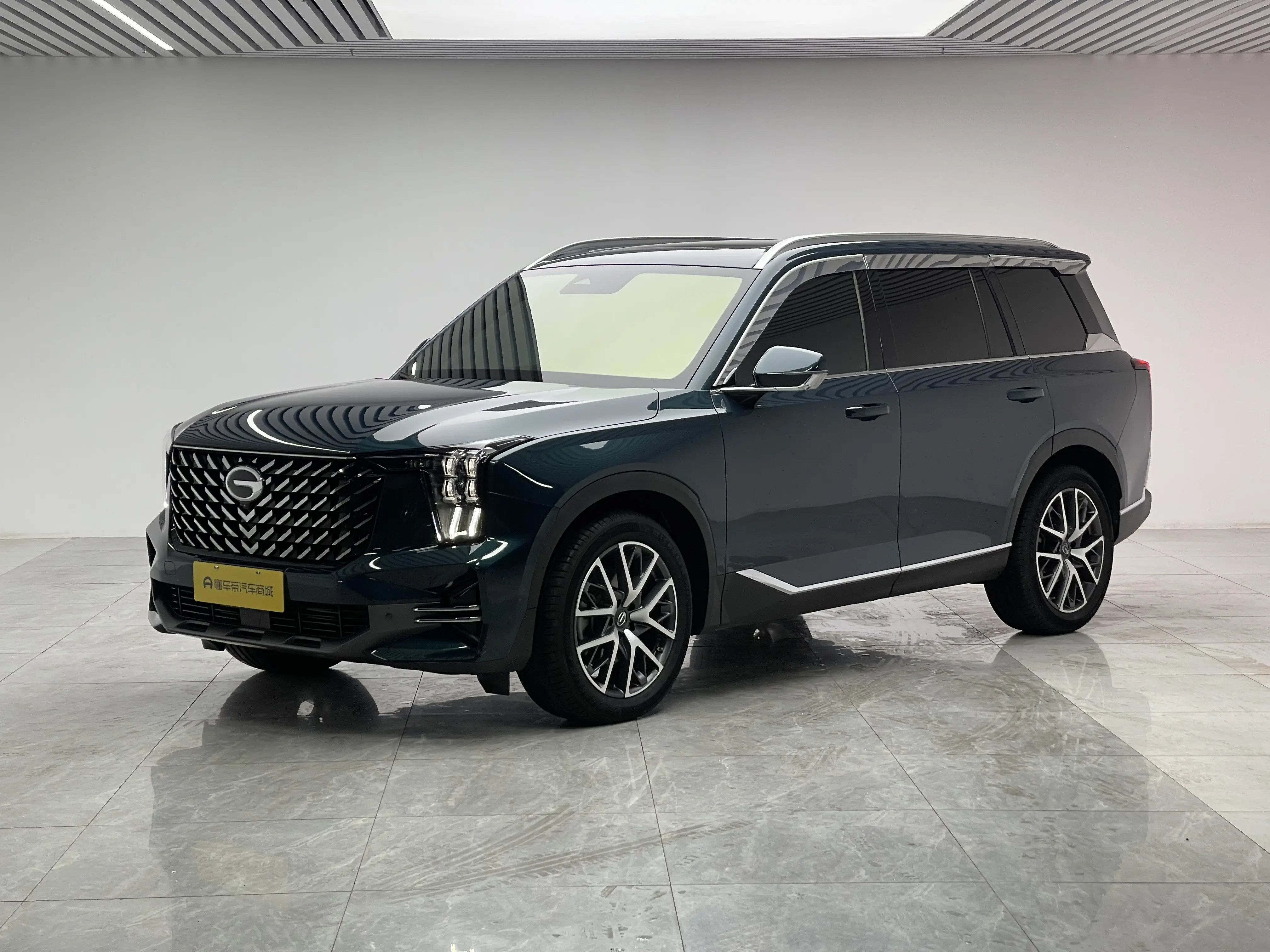 GAC Trumpchi GS8  из Китая