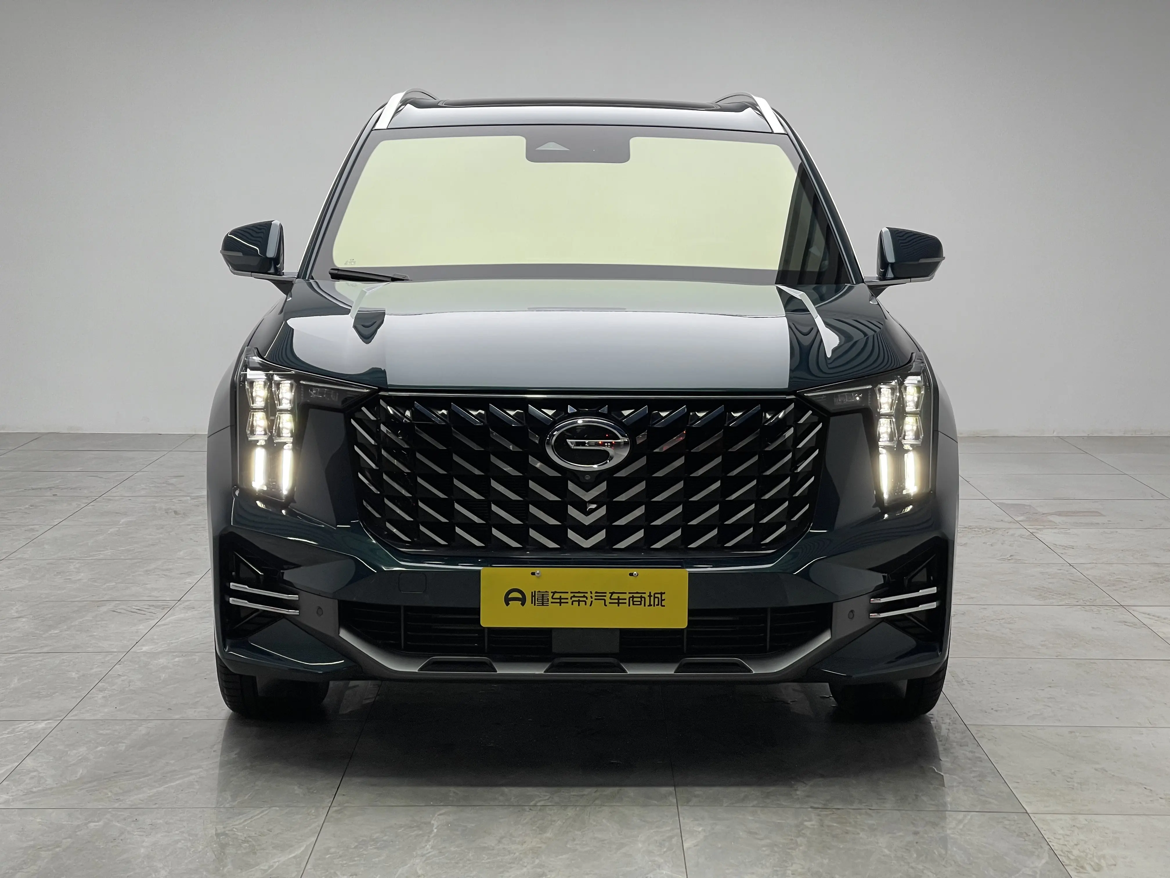 GAC Trumpchi GS8  из Китая