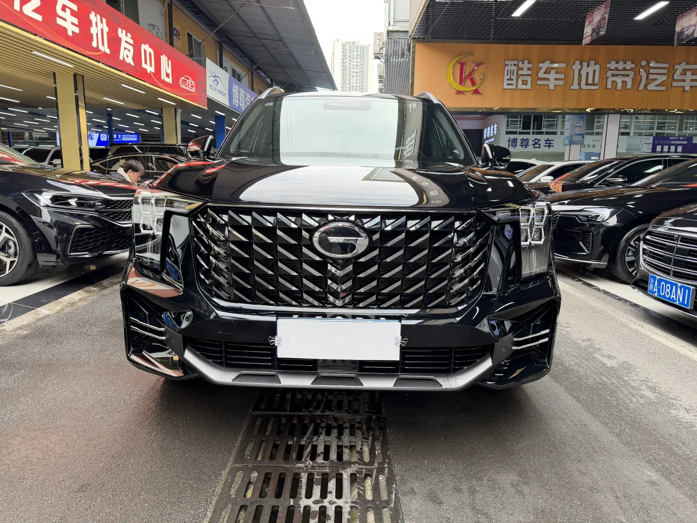 GAC Trumpchi GS8  из Китая