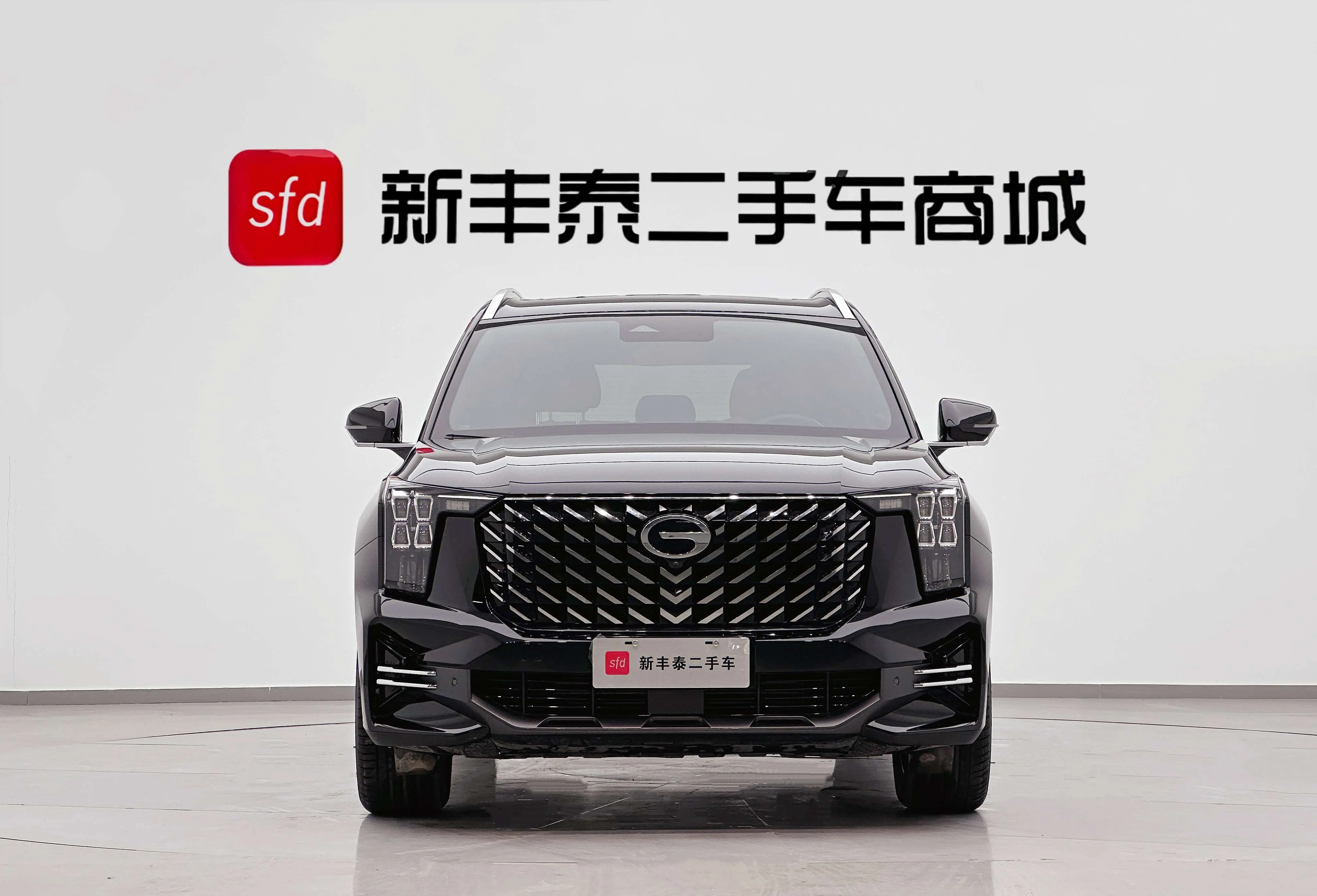 GAC Trumpchi GS8  из Китая