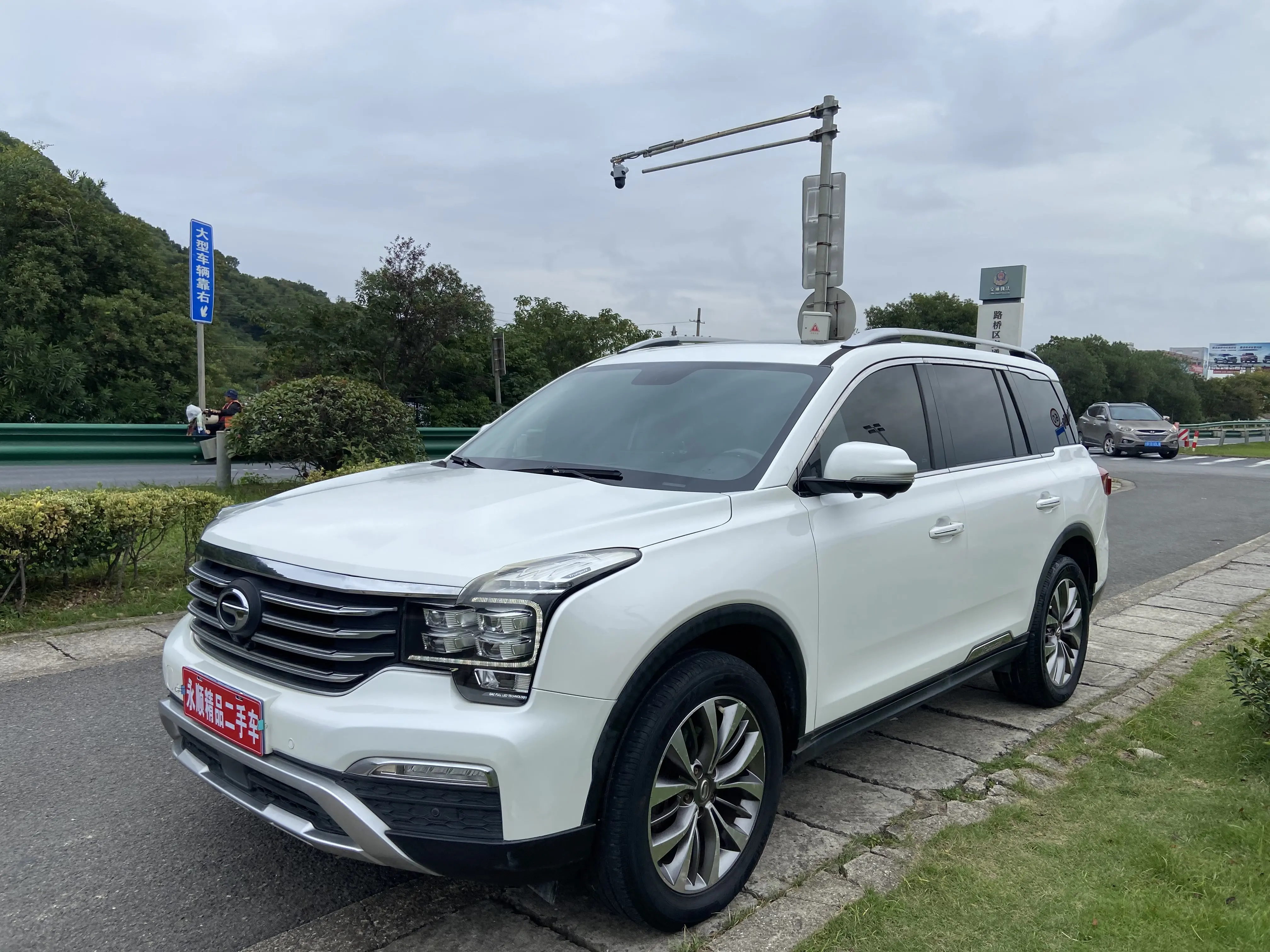 GAC Trumpchi GS8  из Китая