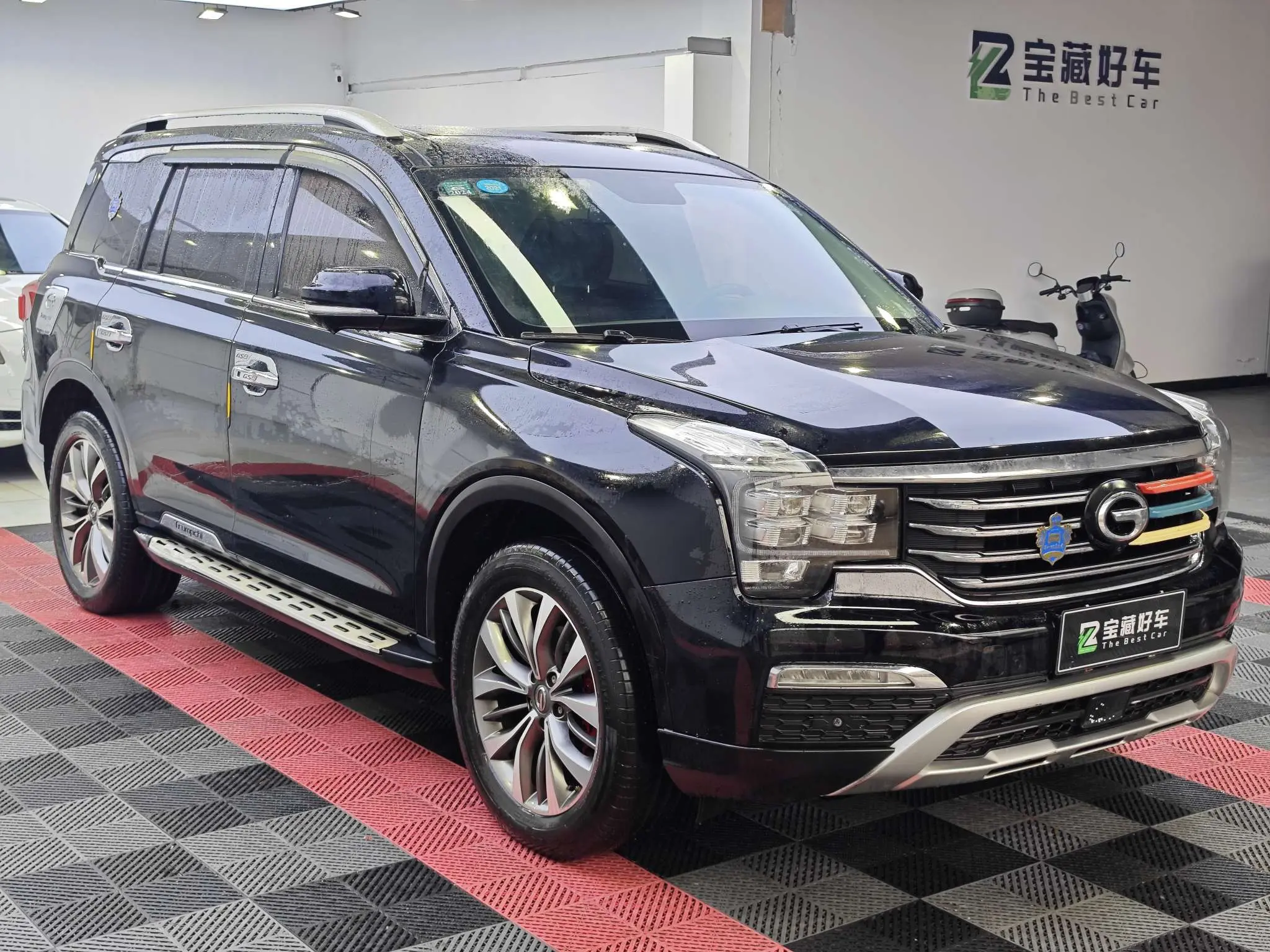 GAC Trumpchi GS8  из Китая