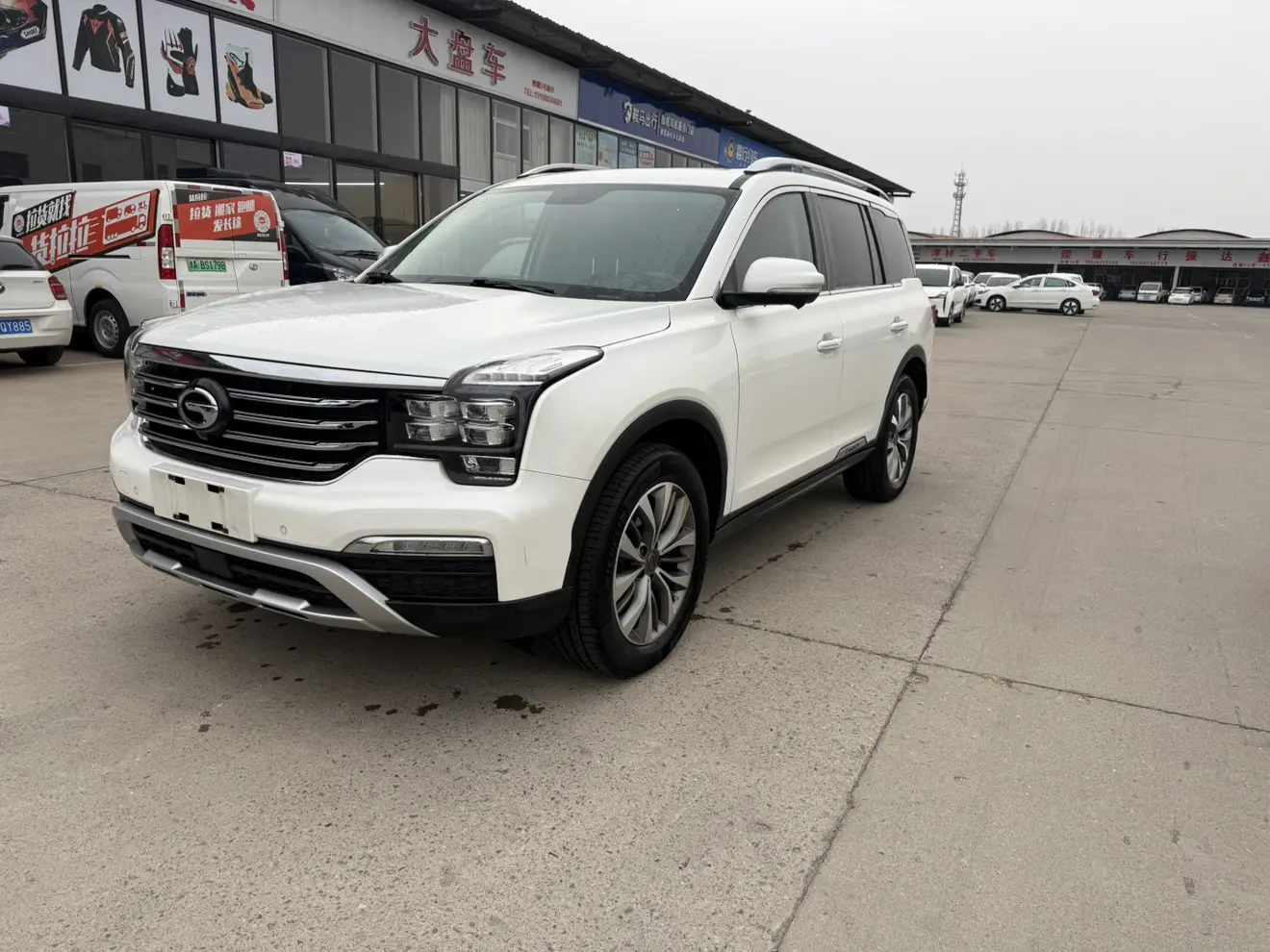 GAC Trumpchi GS8  из Китая