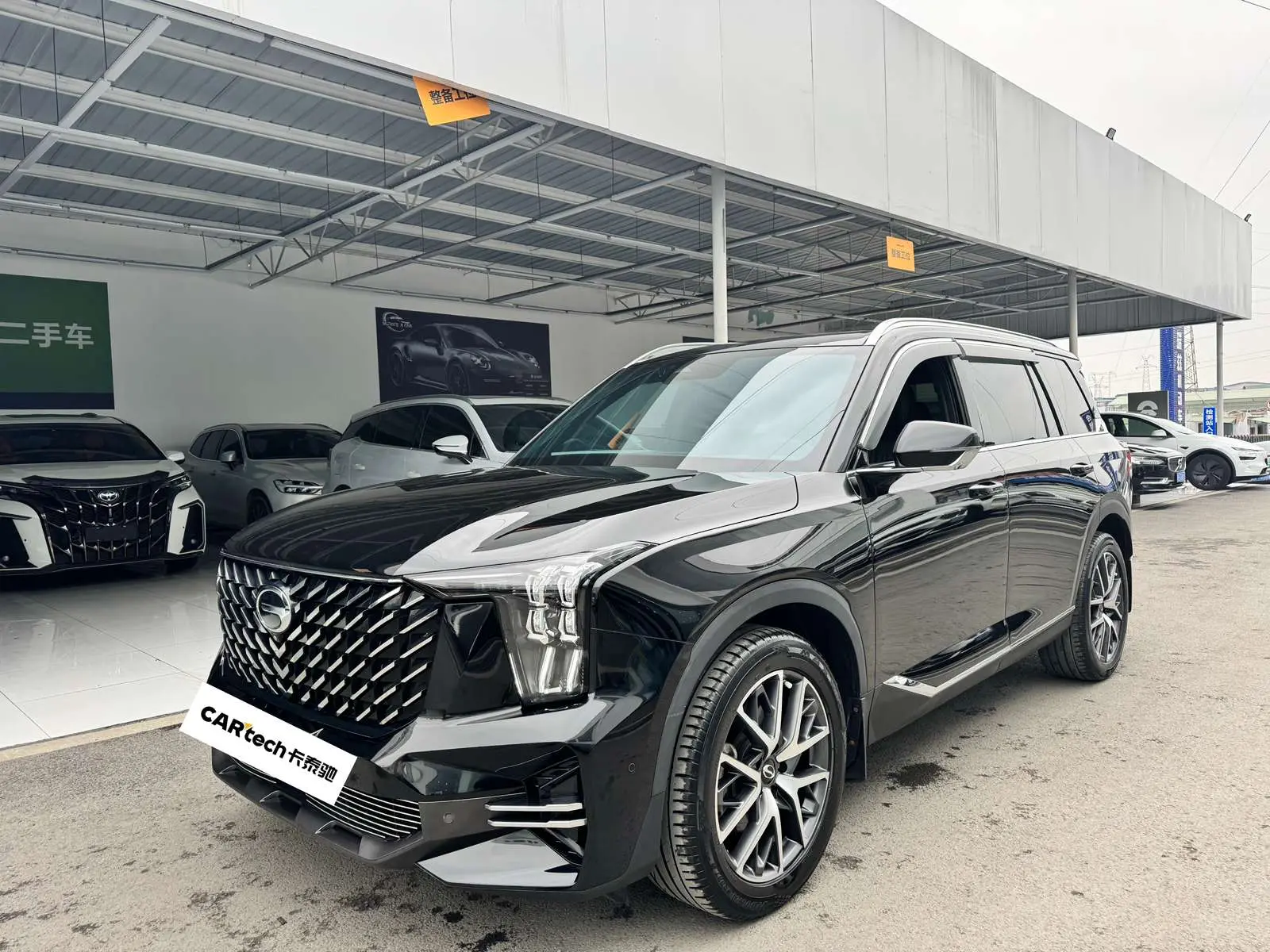 GAC Trumpchi GS8  из Китая