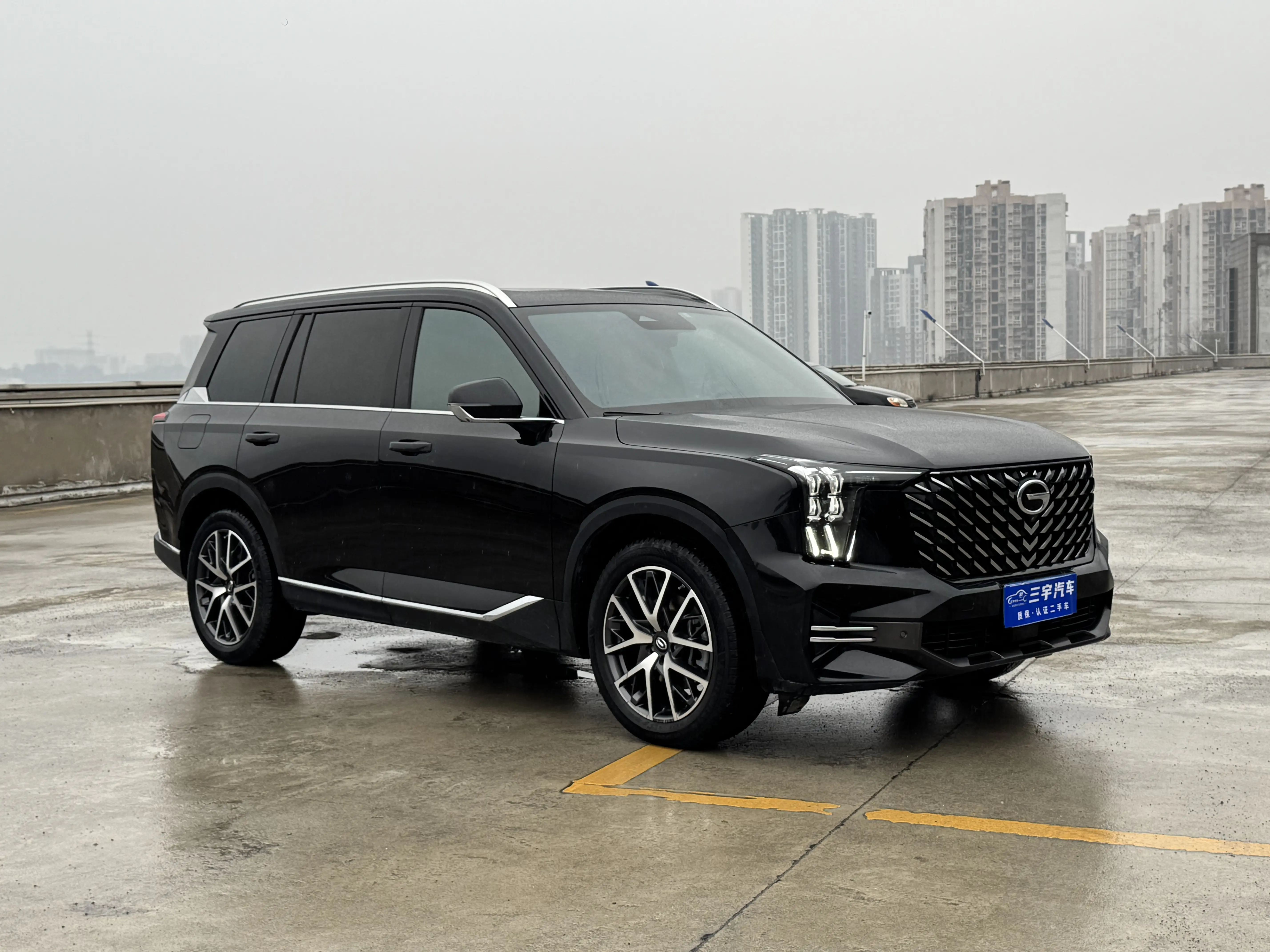 GAC Trumpchi GS8  из Китая