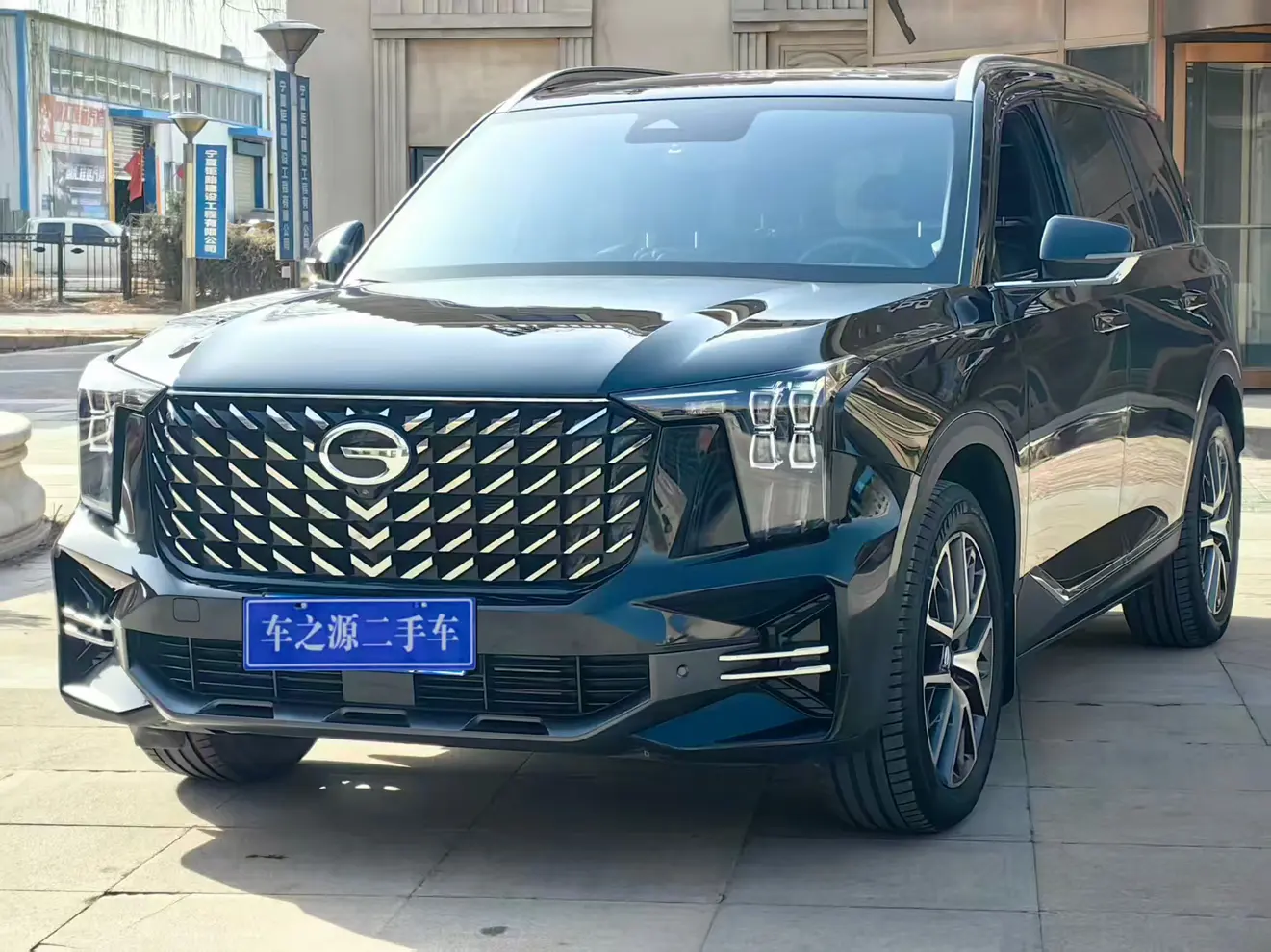 GAC Trumpchi GS8  из Китая