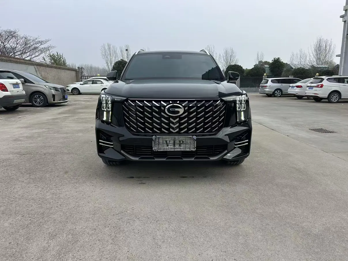 GAC Trumpchi GS8  из Китая