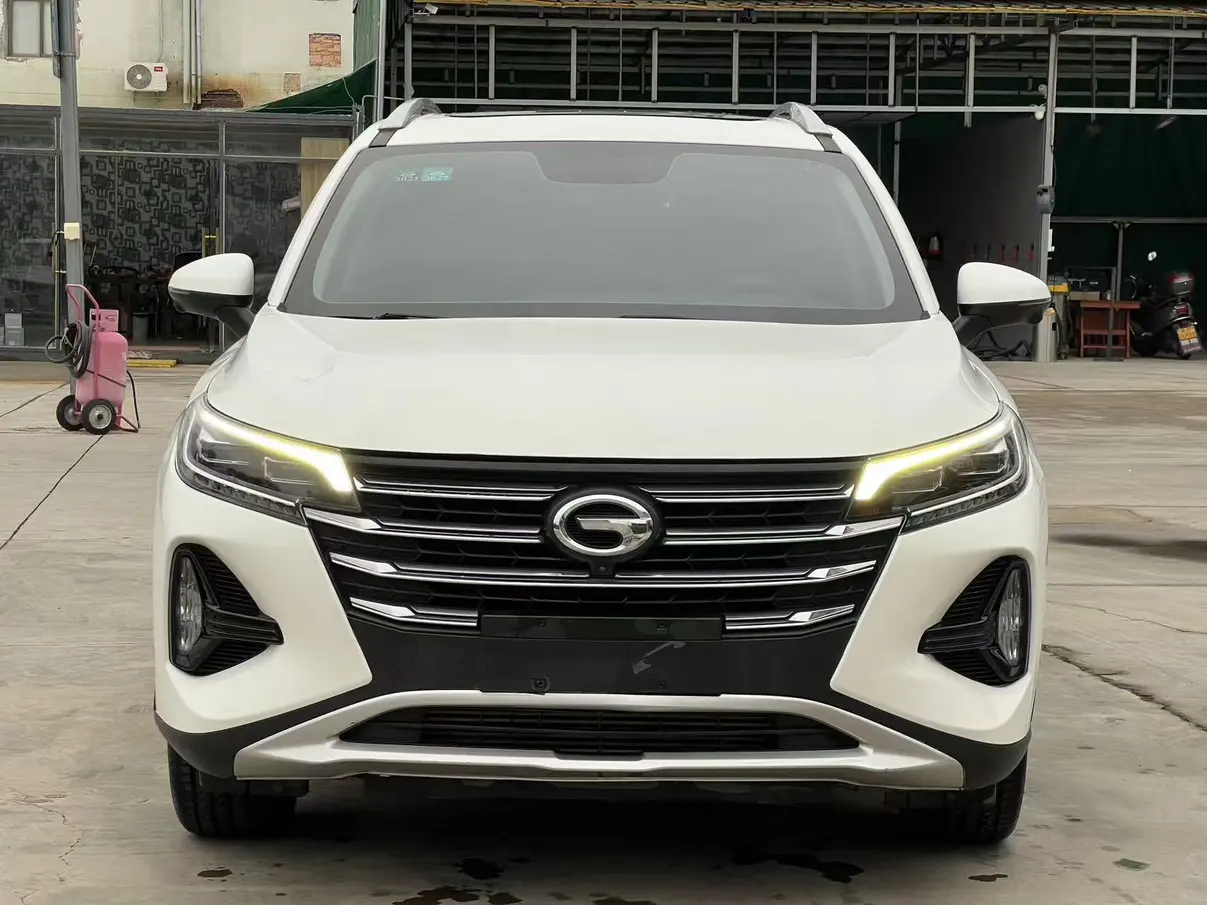 GAC Trumpchi GS4  из Китая