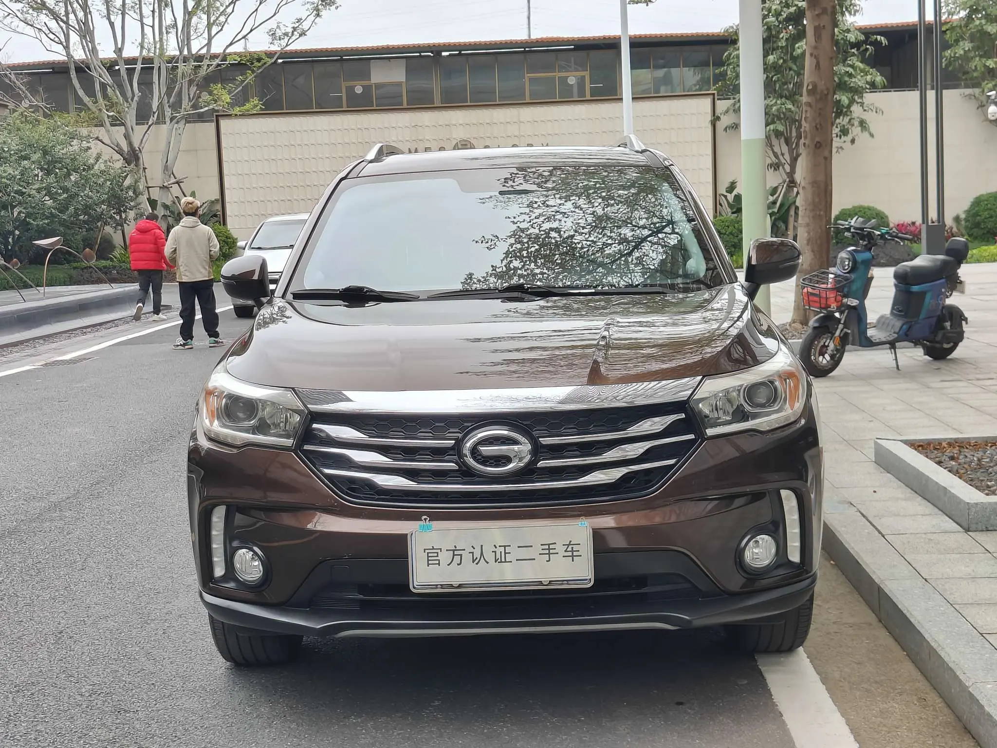 GAC Trumpchi GS4  из Китая