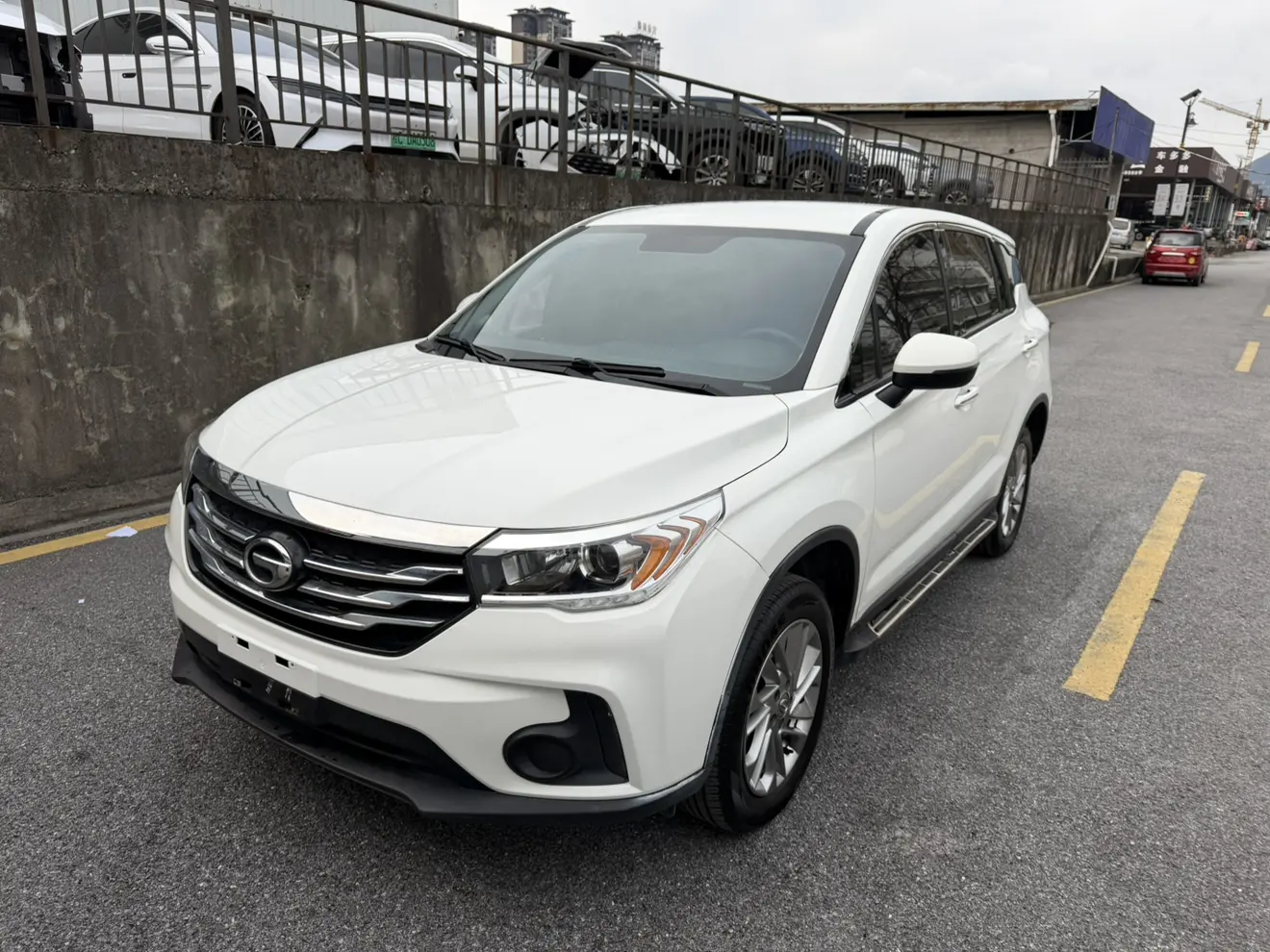 GAC Trumpchi GS4  из Китая