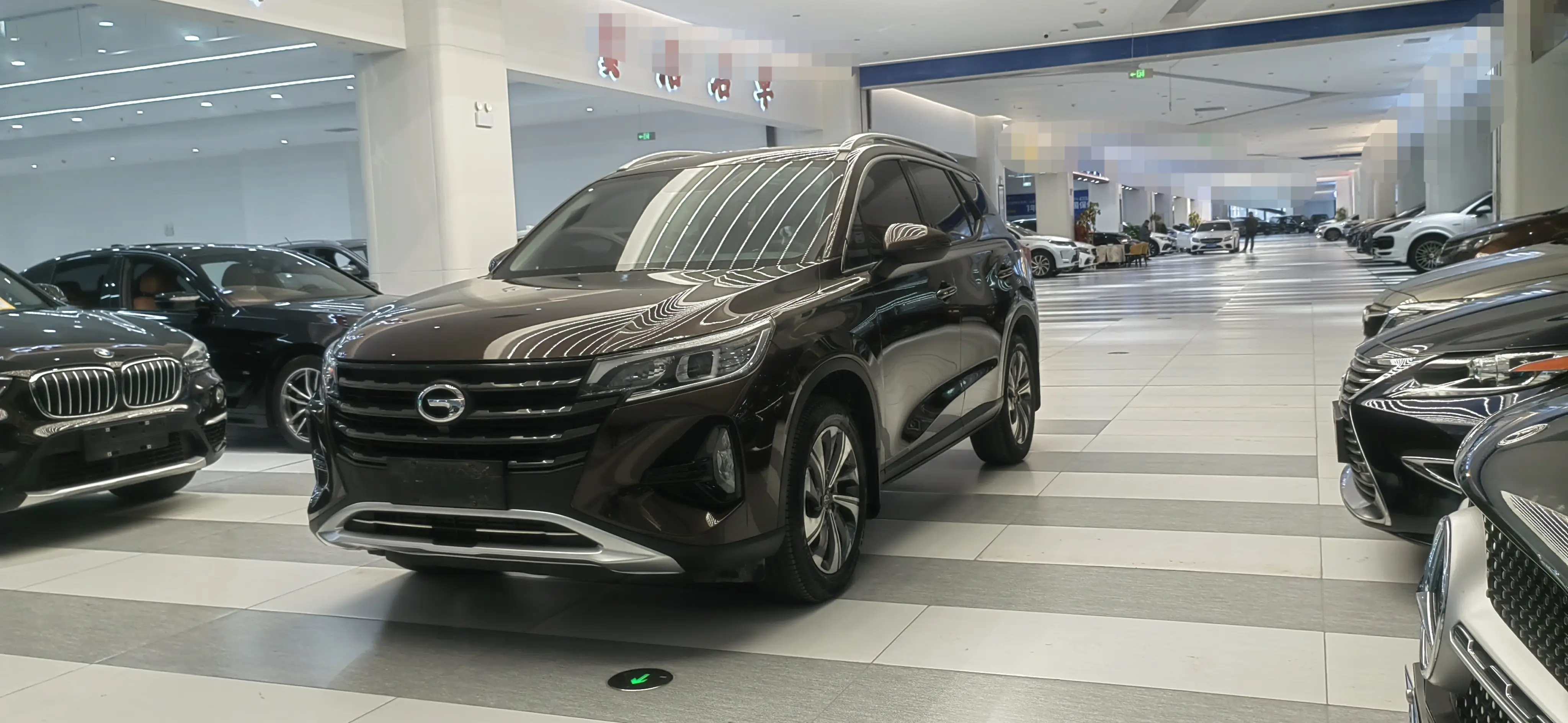 GAC Trumpchi GS4  из Китая