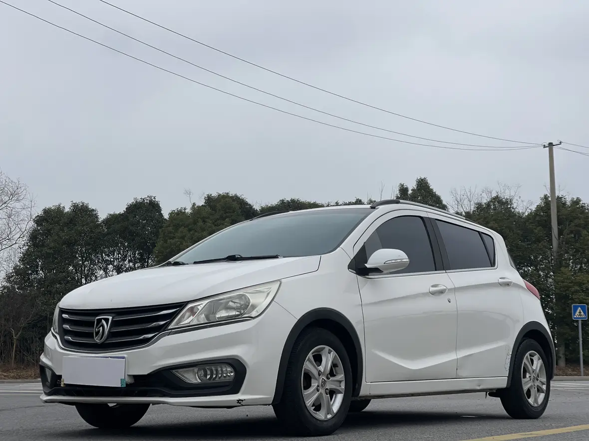 Baojun 310  из Китая