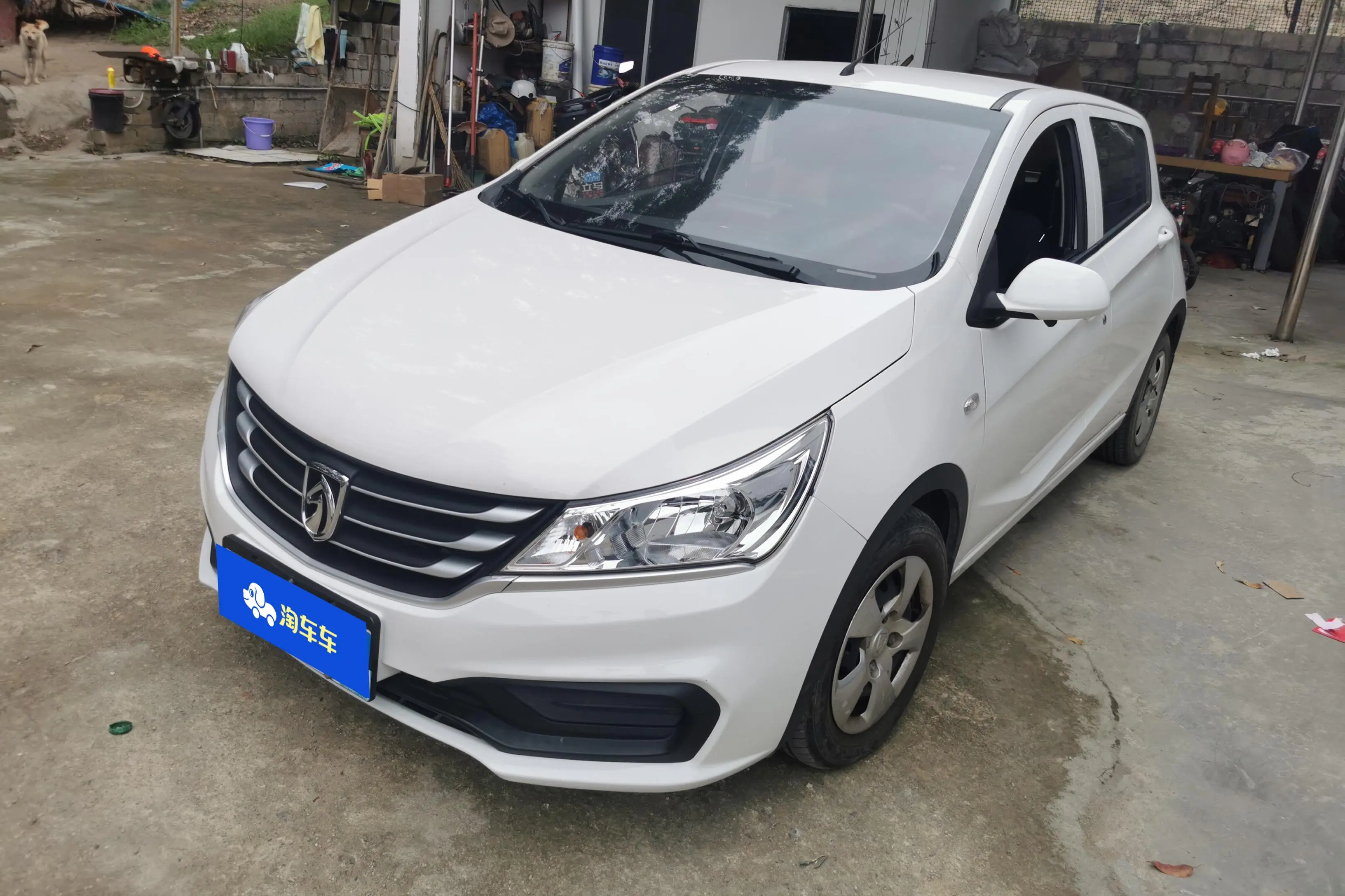 Baojun 310  из Китая