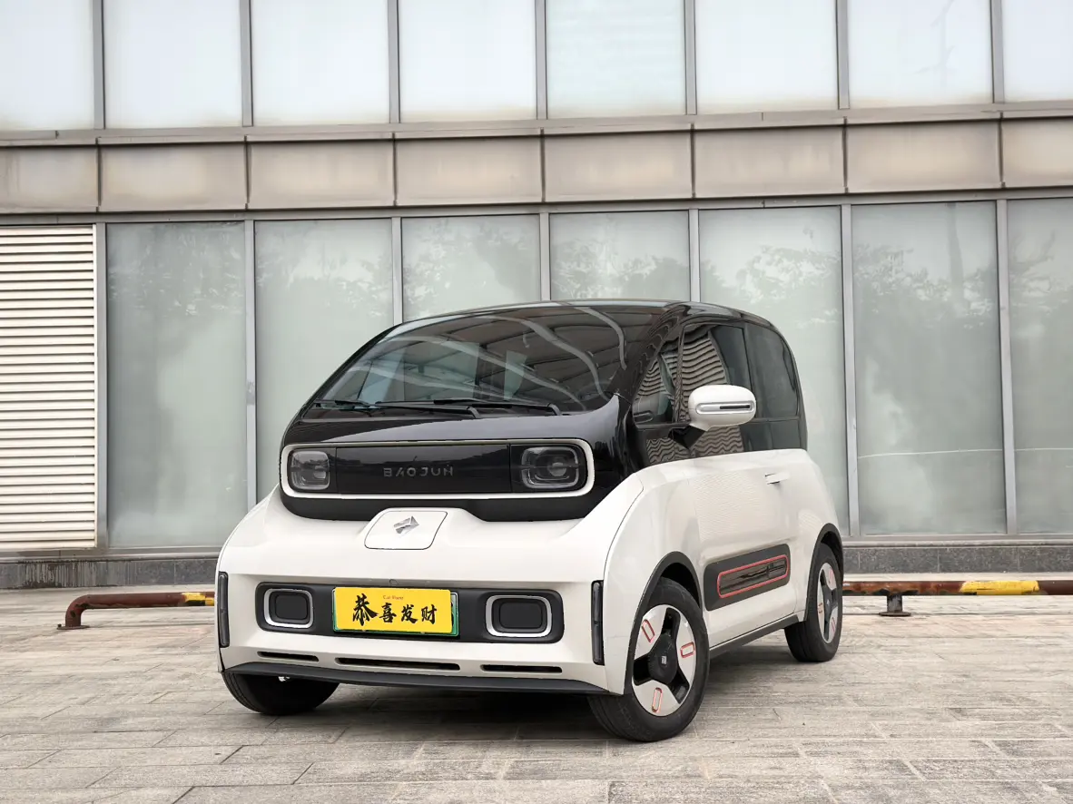 Baojun KiWi EV  из Китая