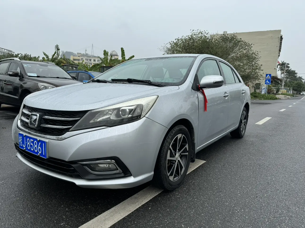 Zotye Z300  из Китая
