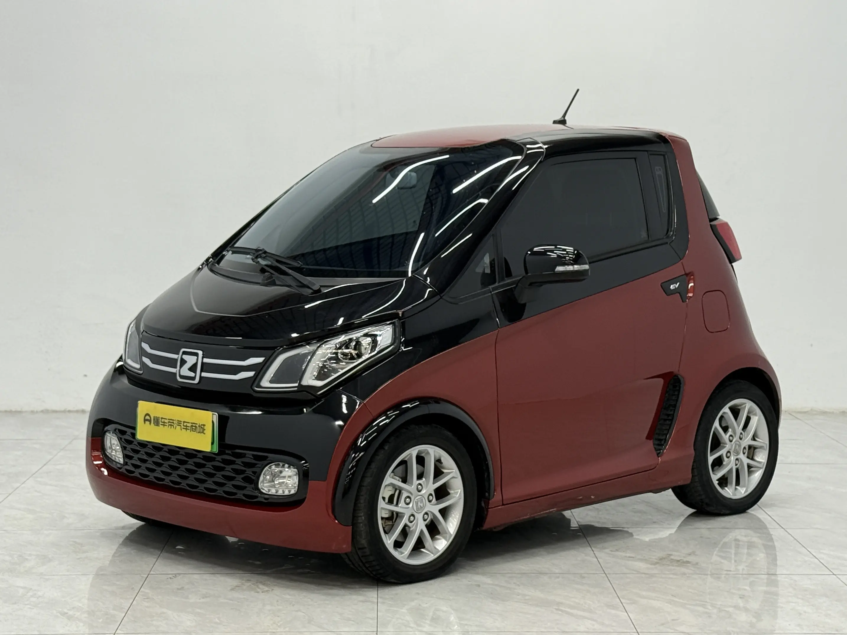 Zotye E200  из Китая