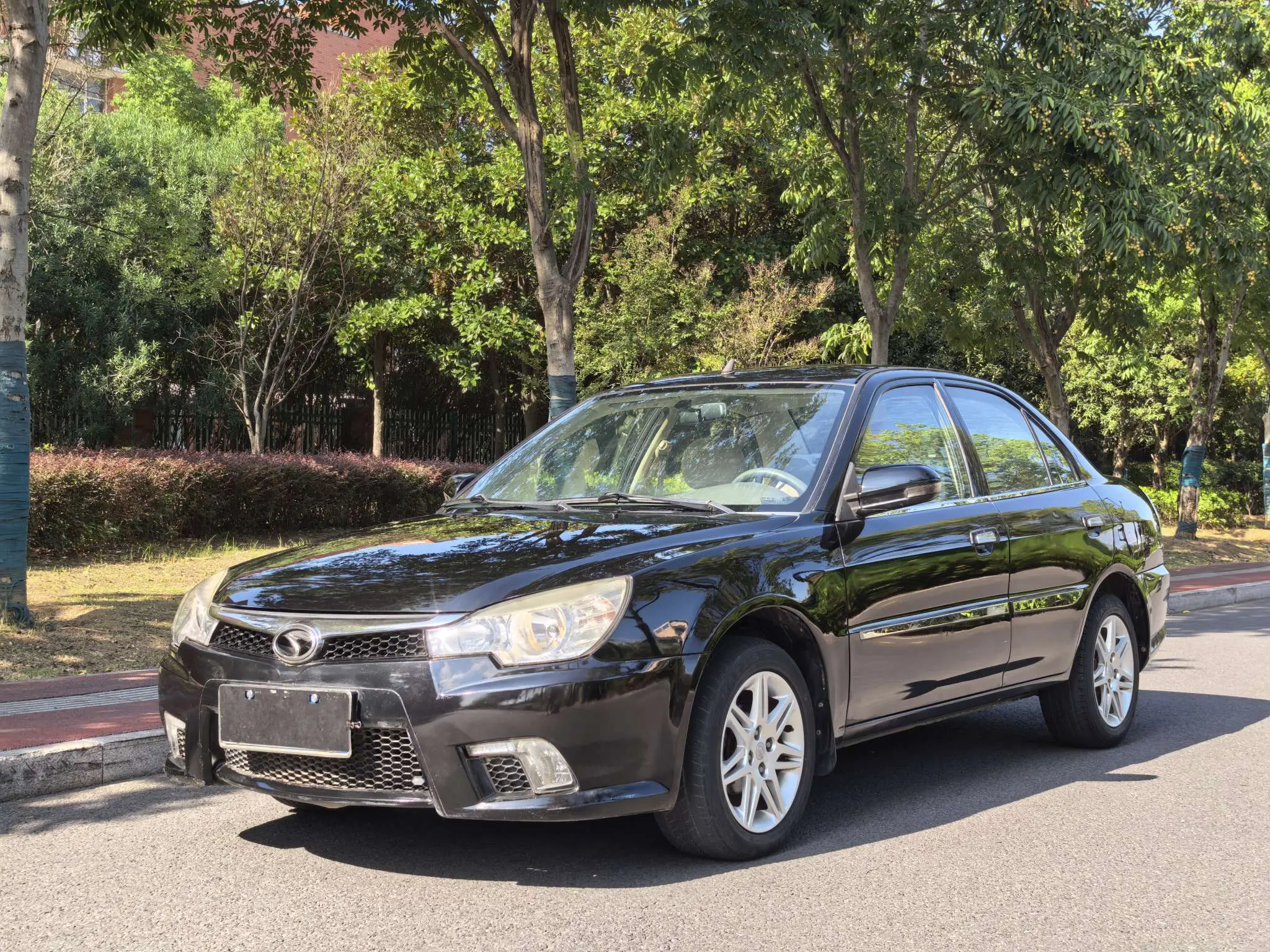 SOUEAST V3 Lingyue  из Китая