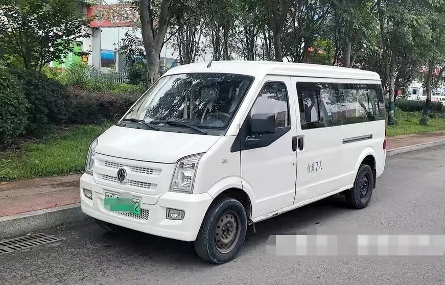 Dongfeng Xiaokang EC36  из Китая
