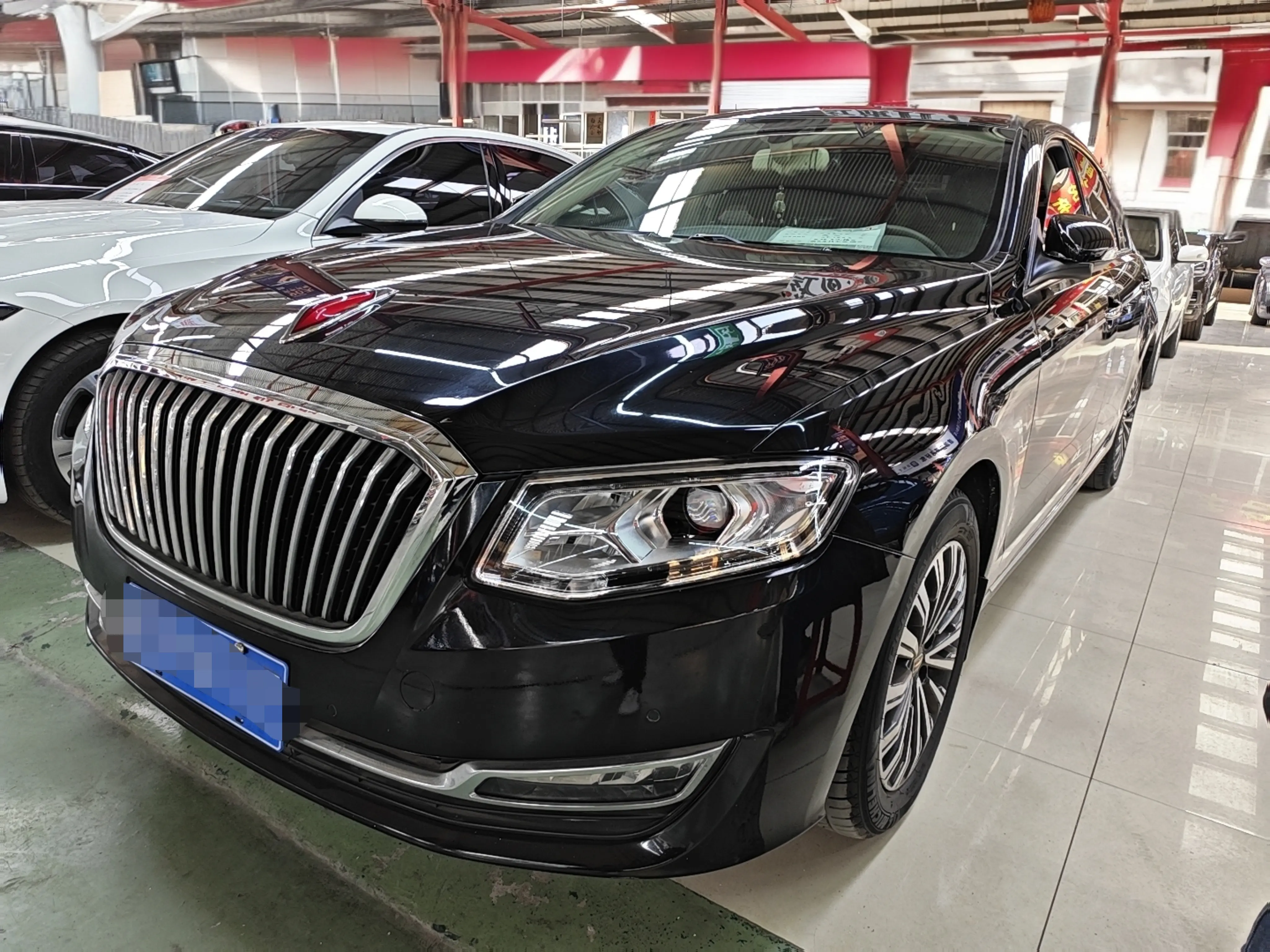 Hongqi H7  из Китая