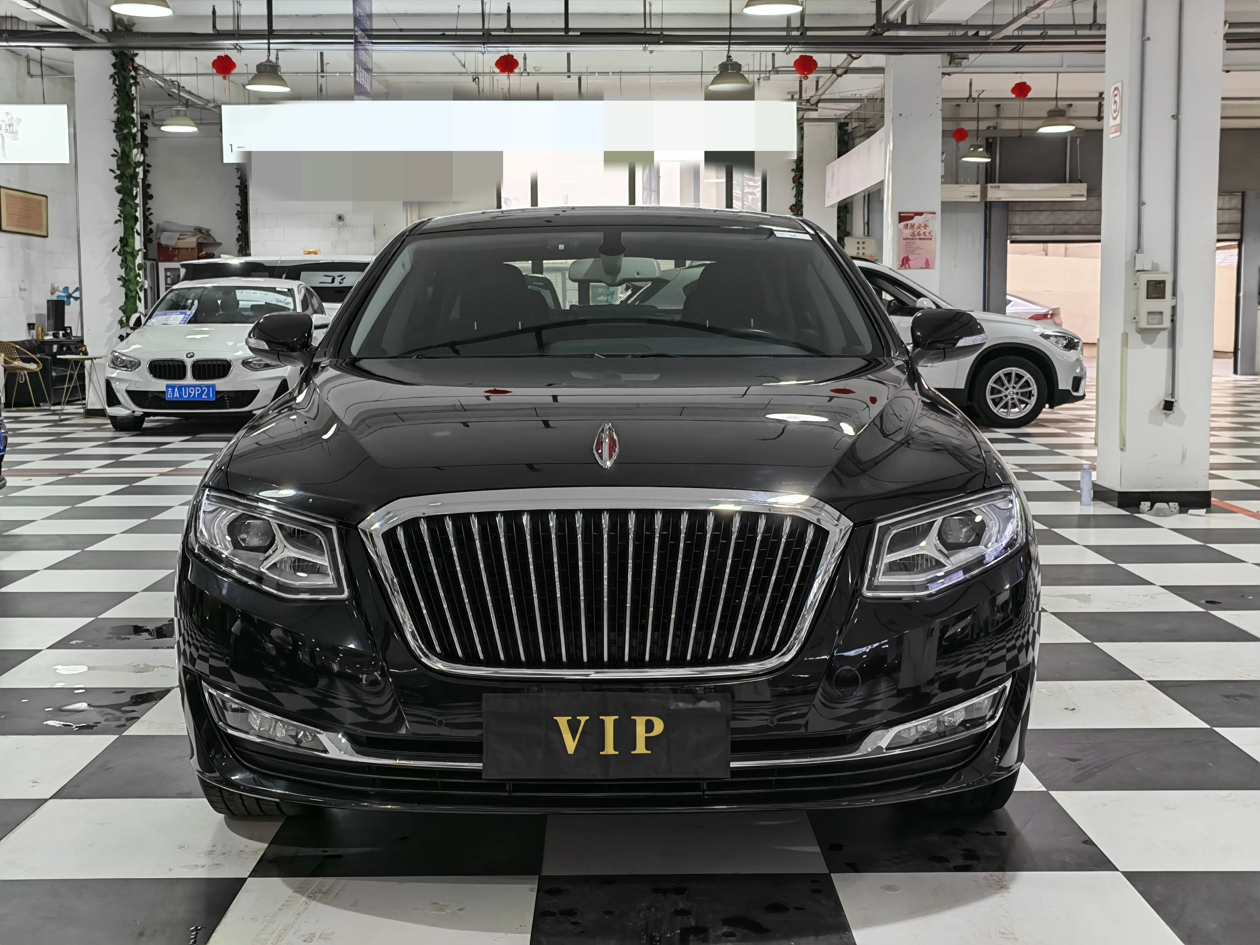 Hongqi H7  из Китая