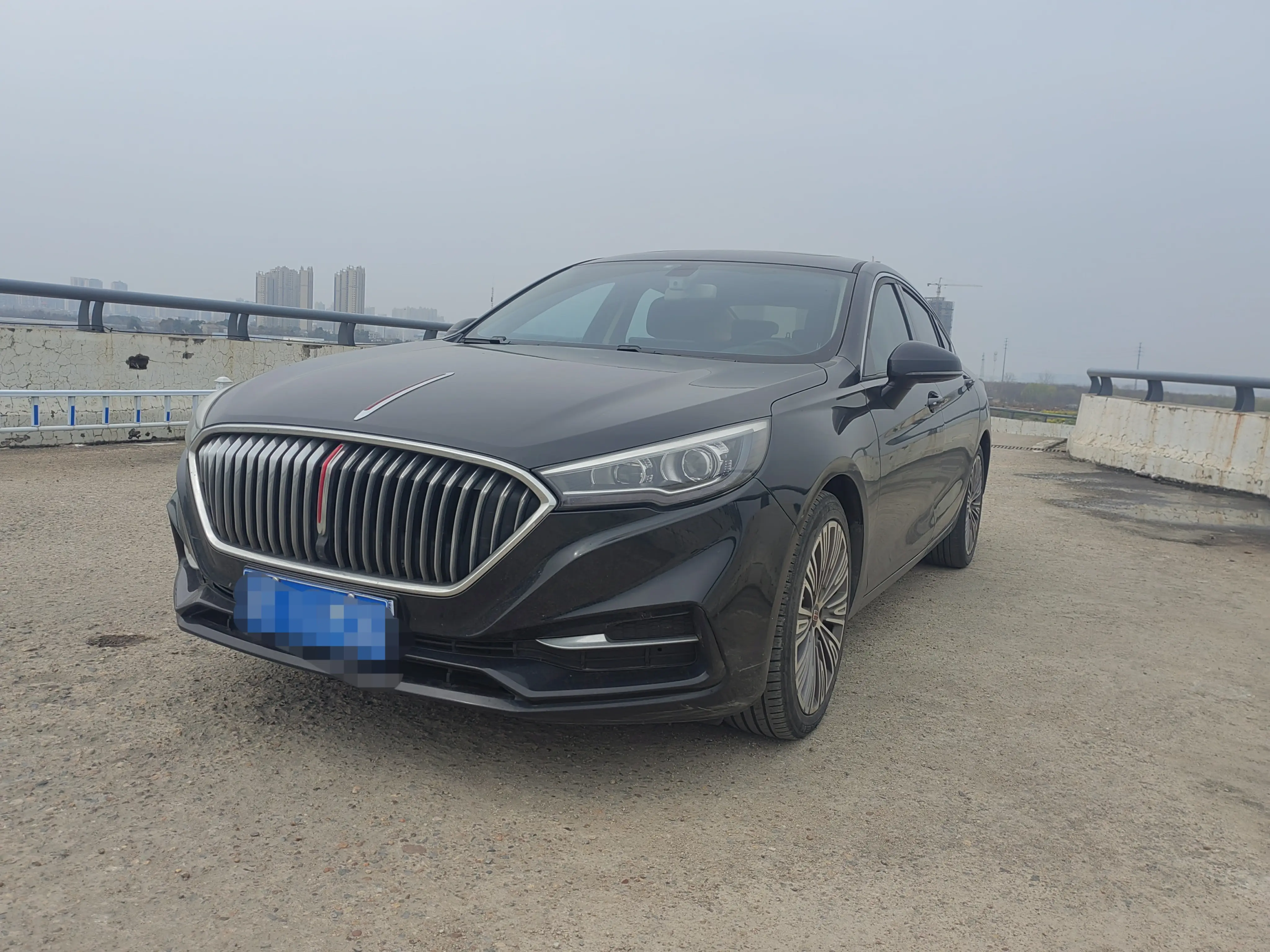 Hongqi H5 classic  из Китая