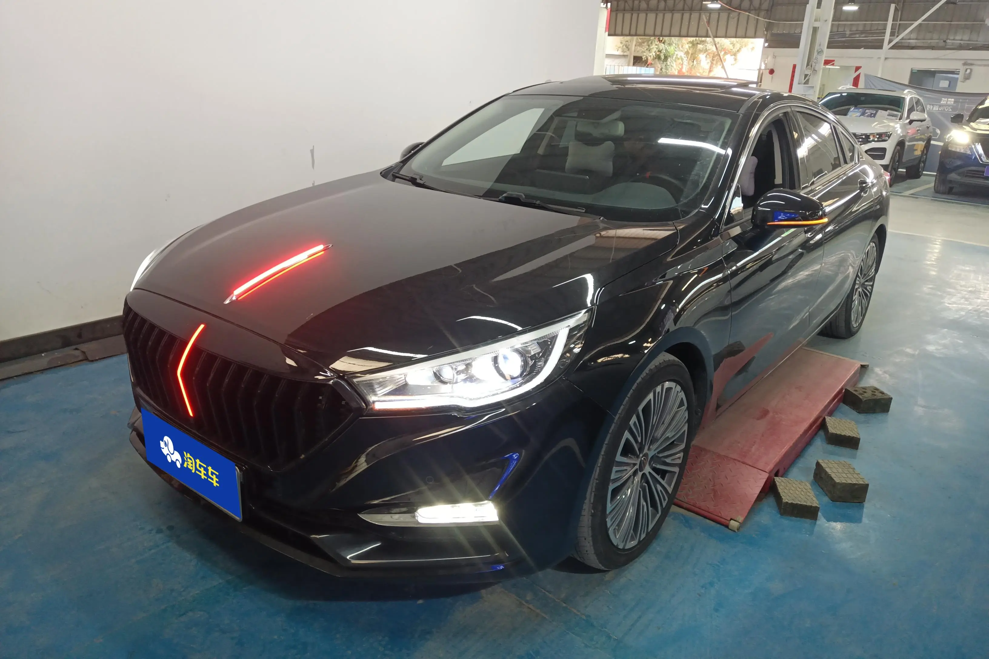 Hongqi H5 classic  из Китая