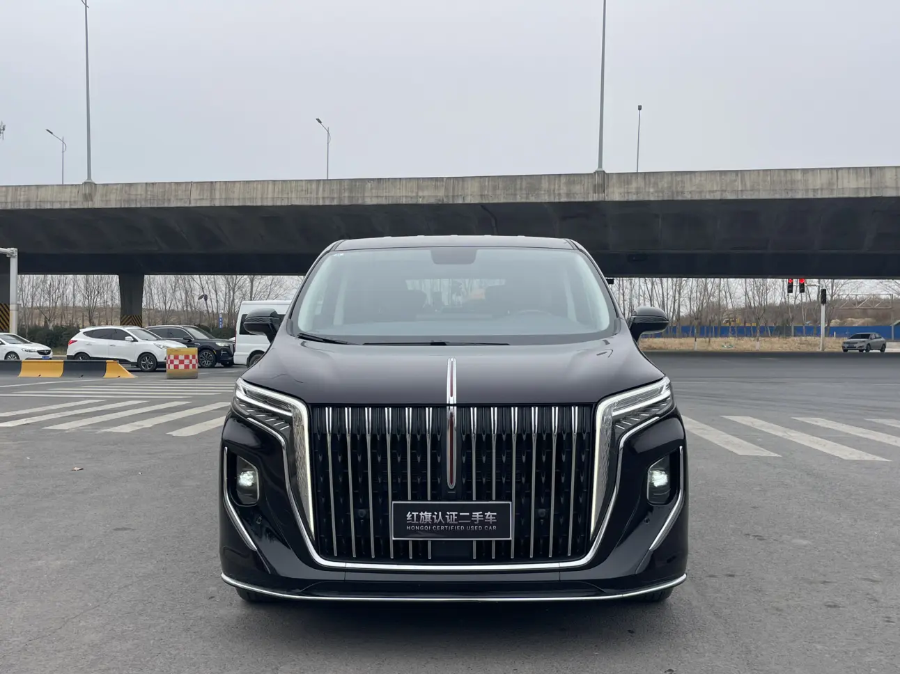 Hongqi HQ9 PHEV  из Китая