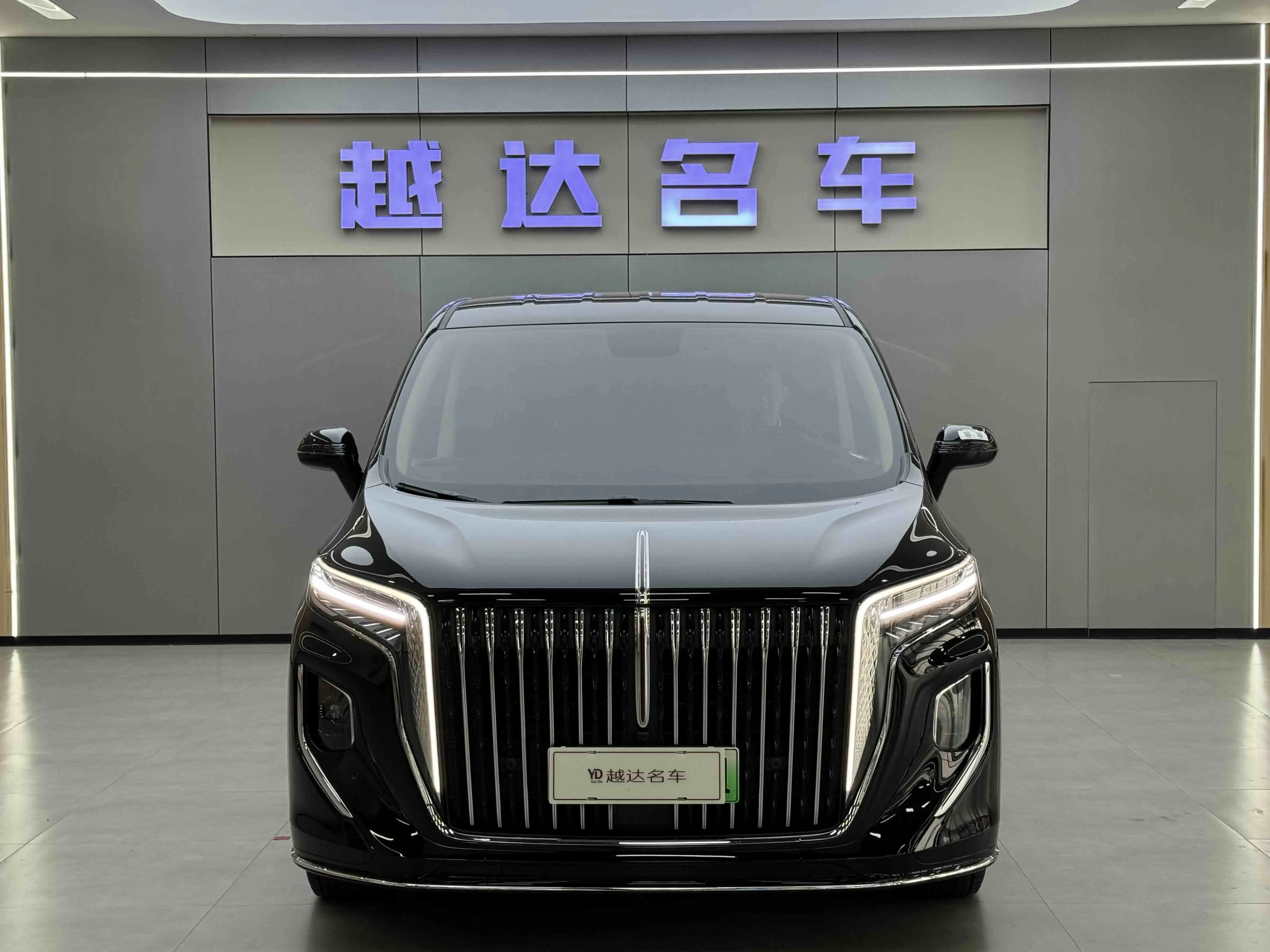 Hongqi HQ9 PHEV  из Китая