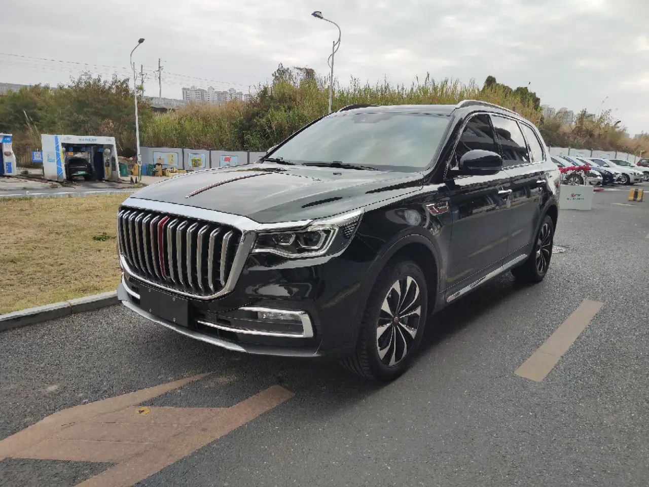 Hongqi HS7  из Китая