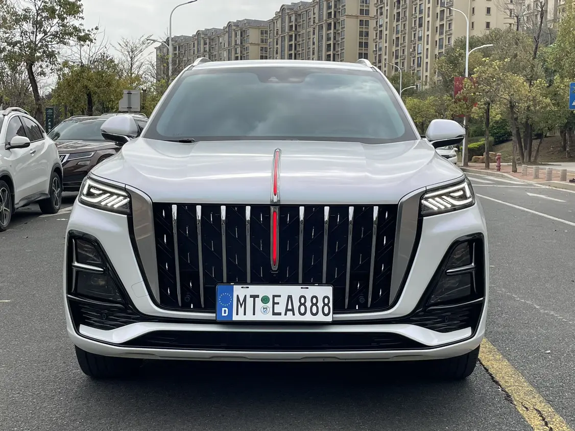 Hongqi HS5  из Китая