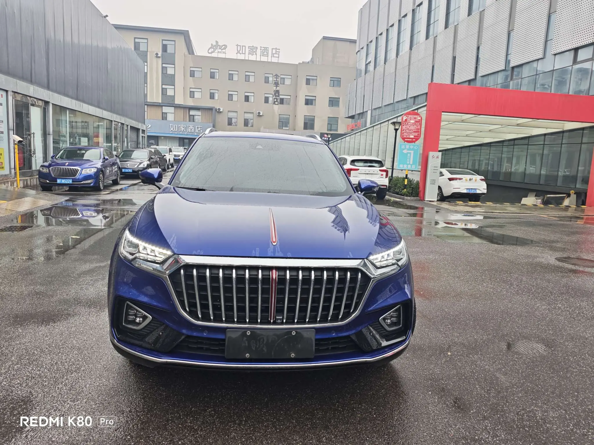 Hongqi HS5  из Китая